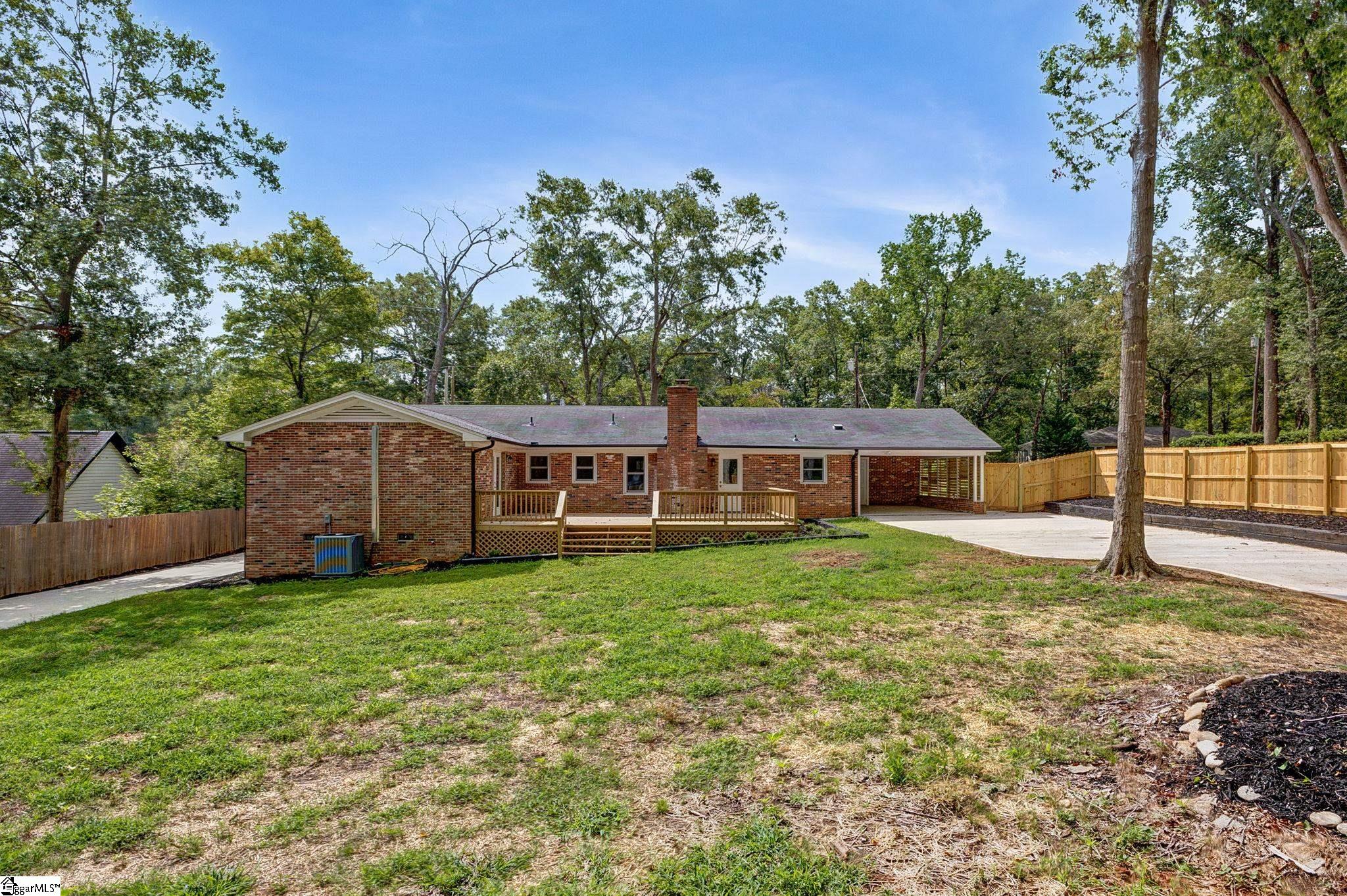 127 Wilbon Circle Simpsonville, SC 29681