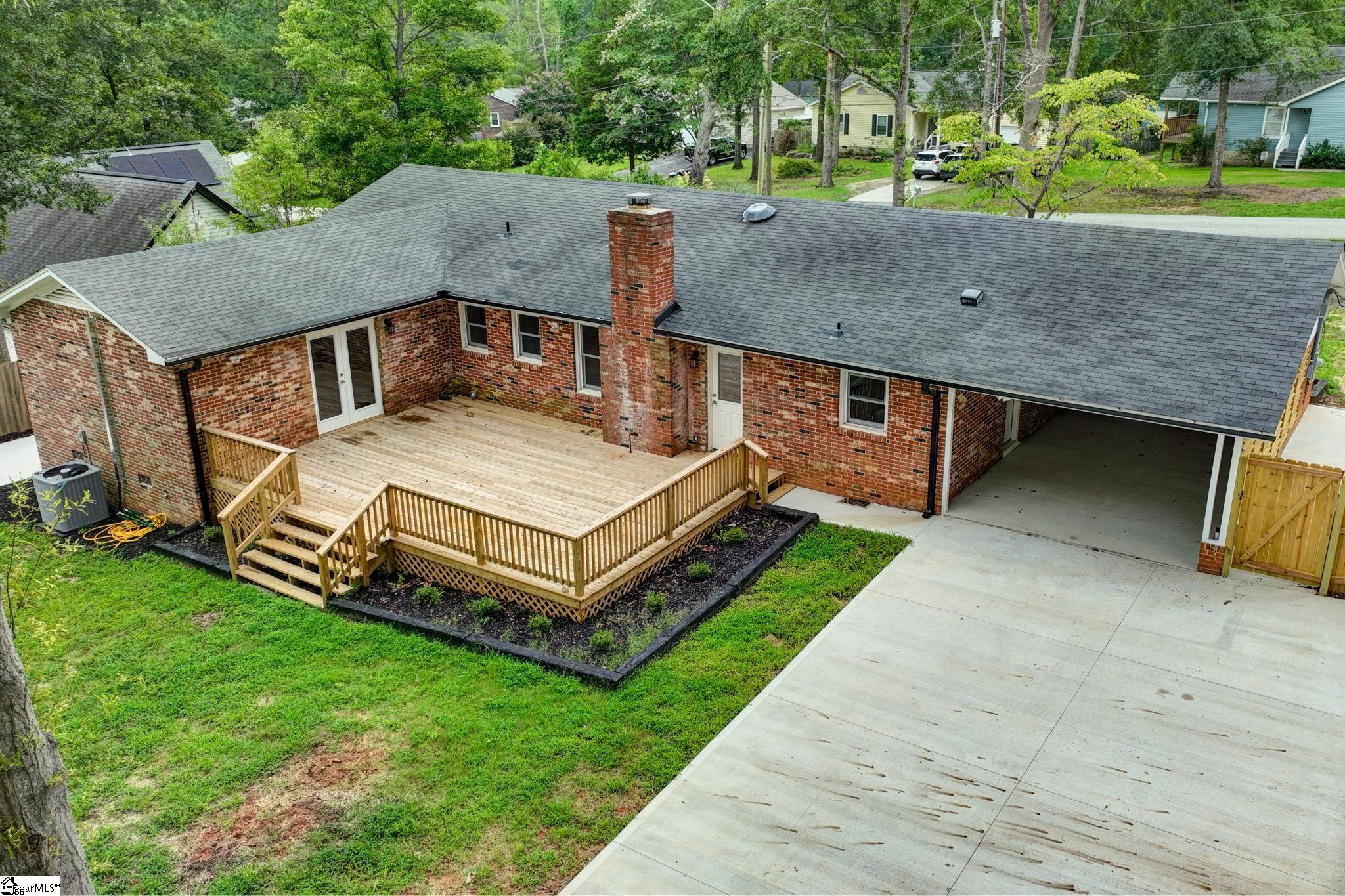 127 Wilbon Circle Simpsonville, SC 29681