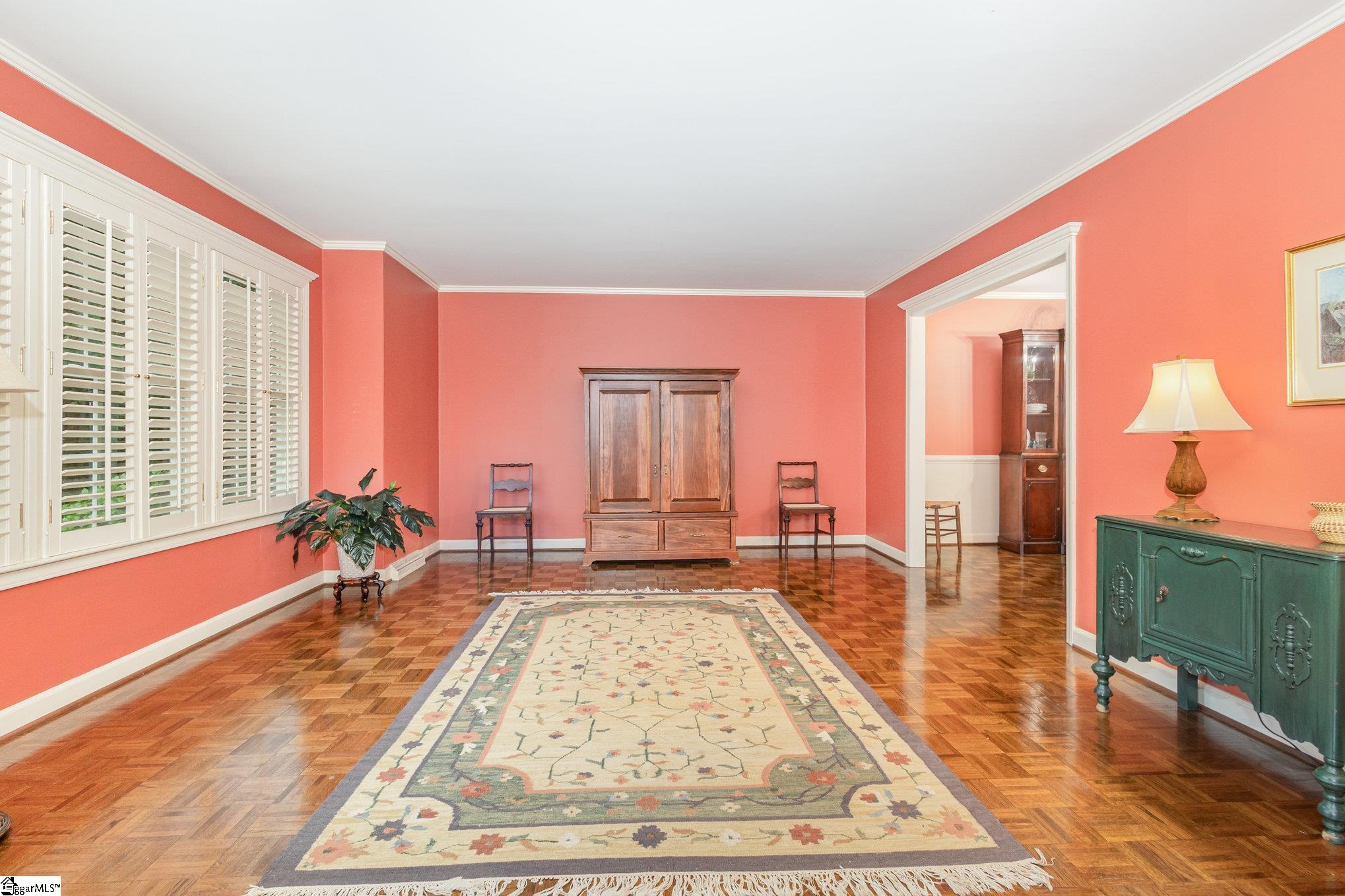 707 Parkview Drive Laurens, SC 29360