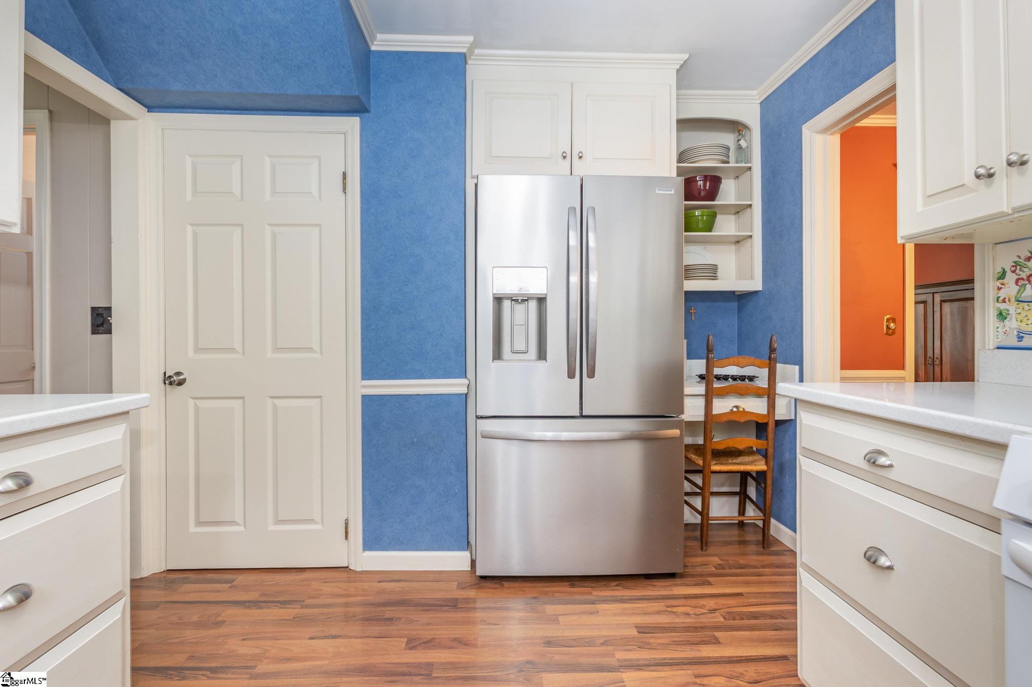 707 Parkview Drive Laurens, SC 29360