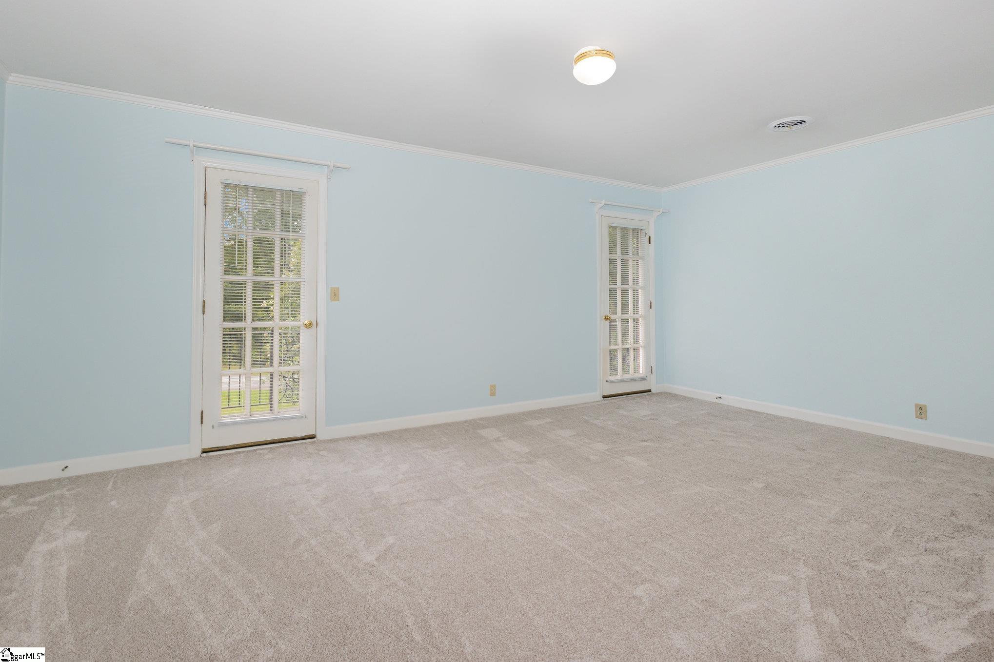 707 Parkview Drive Laurens, SC 29360