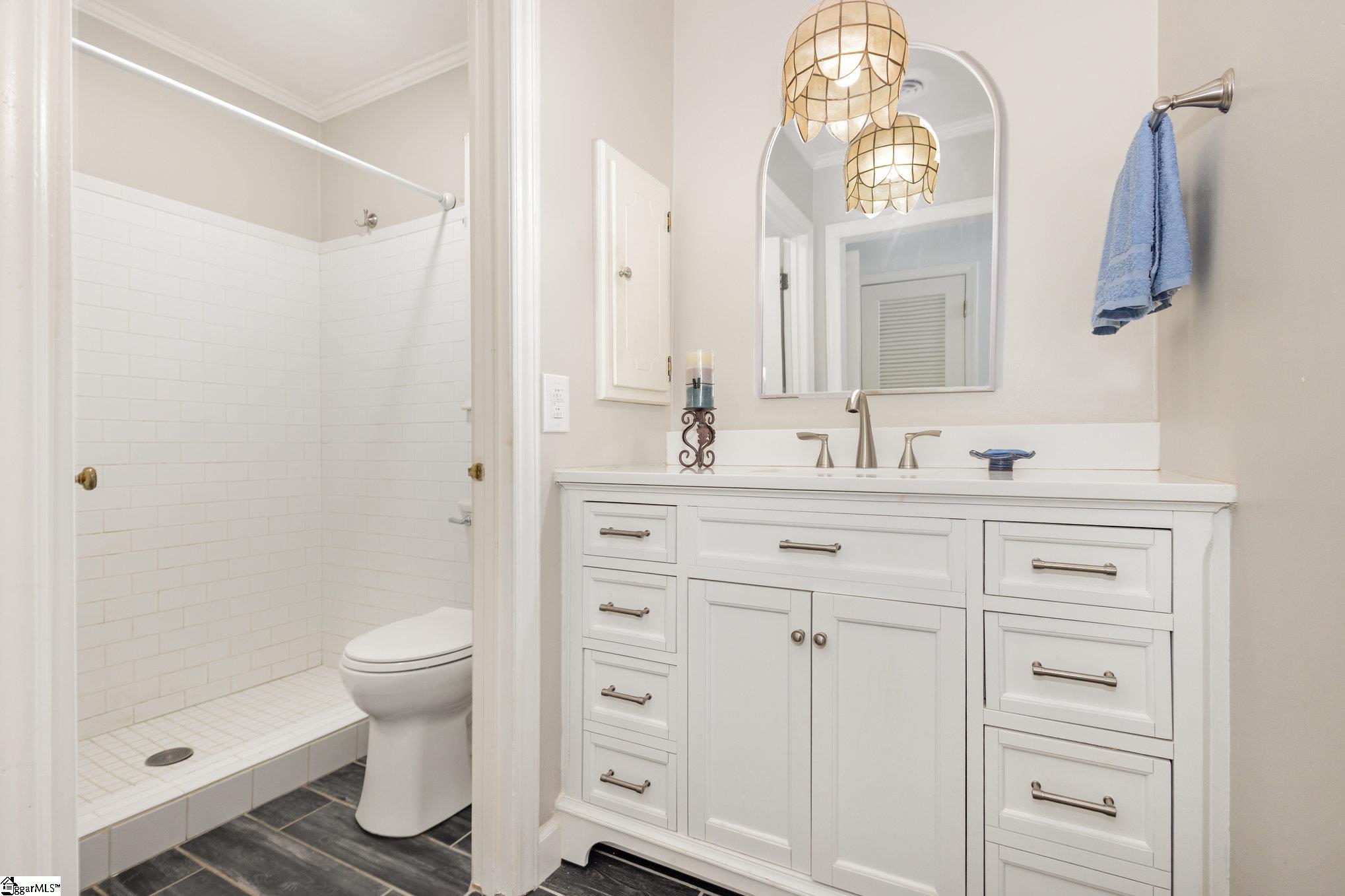707 Parkview Drive Laurens, SC 29360