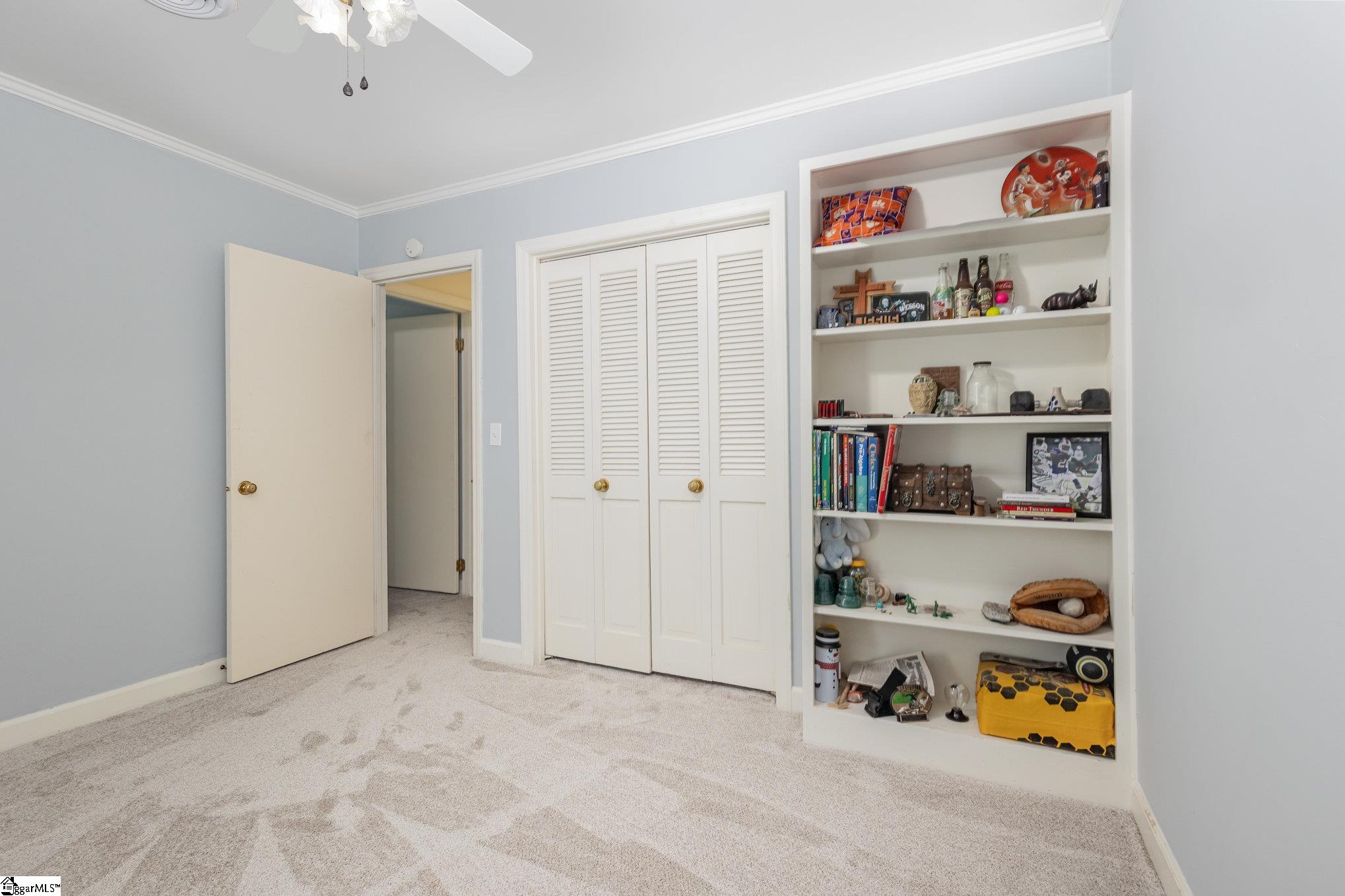 707 Parkview Drive Laurens, SC 29360