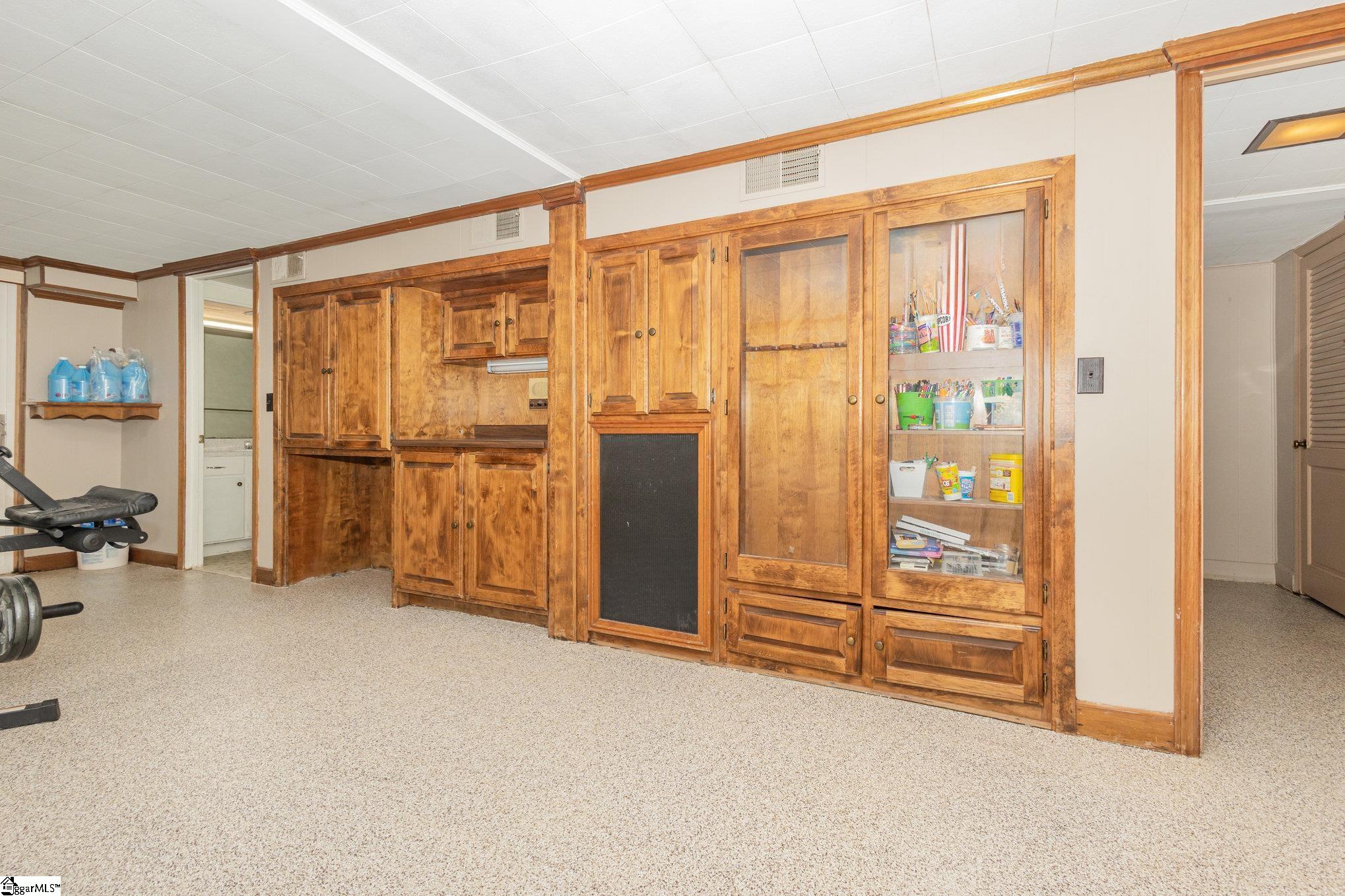 707 Parkview Drive Laurens, SC 29360