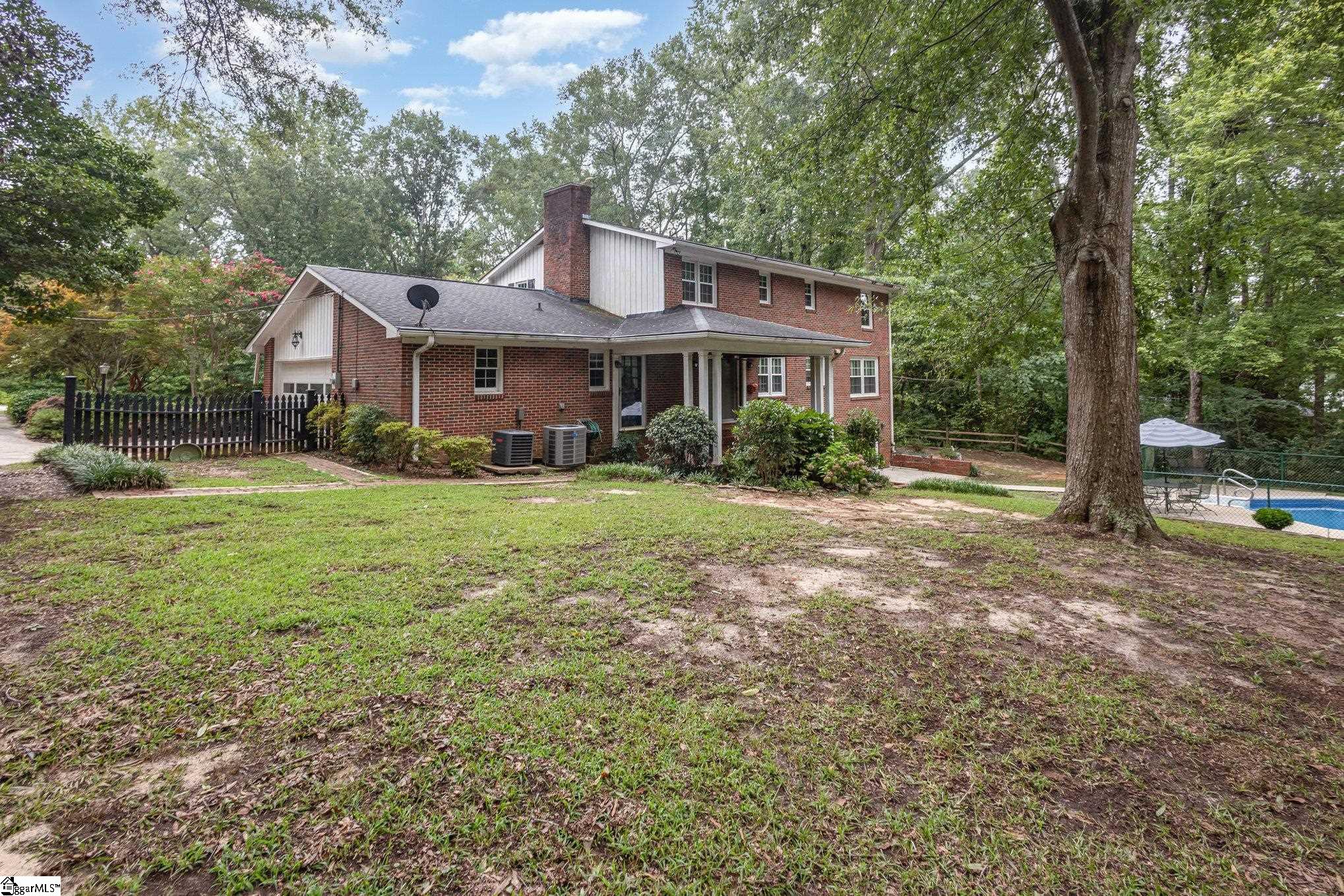 707 Parkview Drive Laurens, SC 29360