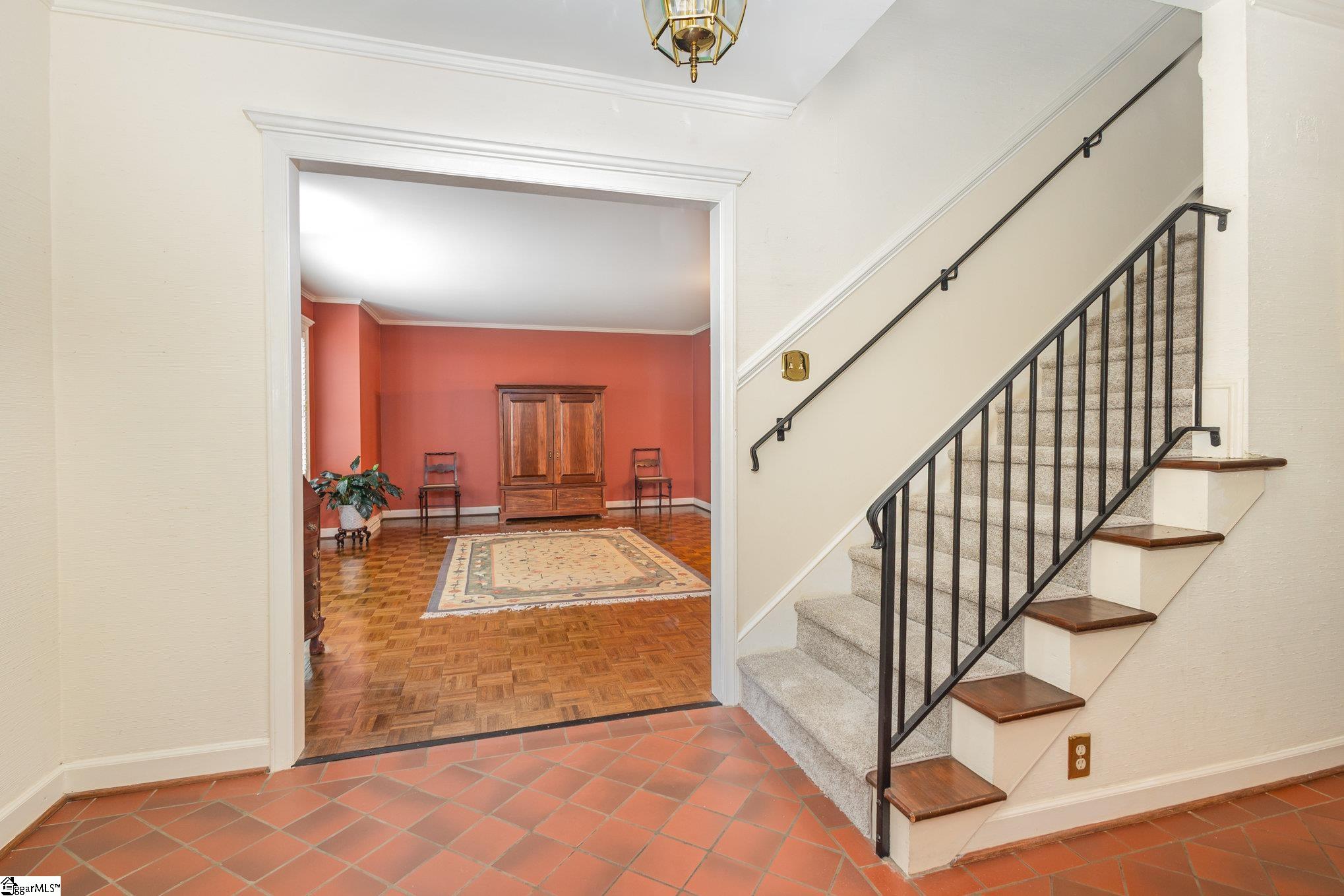 707 Parkview Drive Laurens, SC 29360