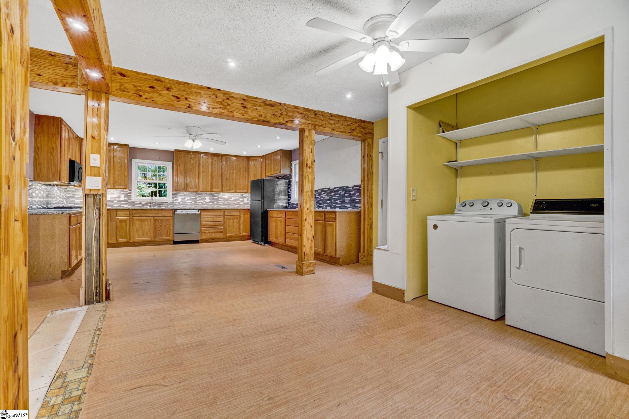 211 Beechwood Drive Simpsonville, SC 29681