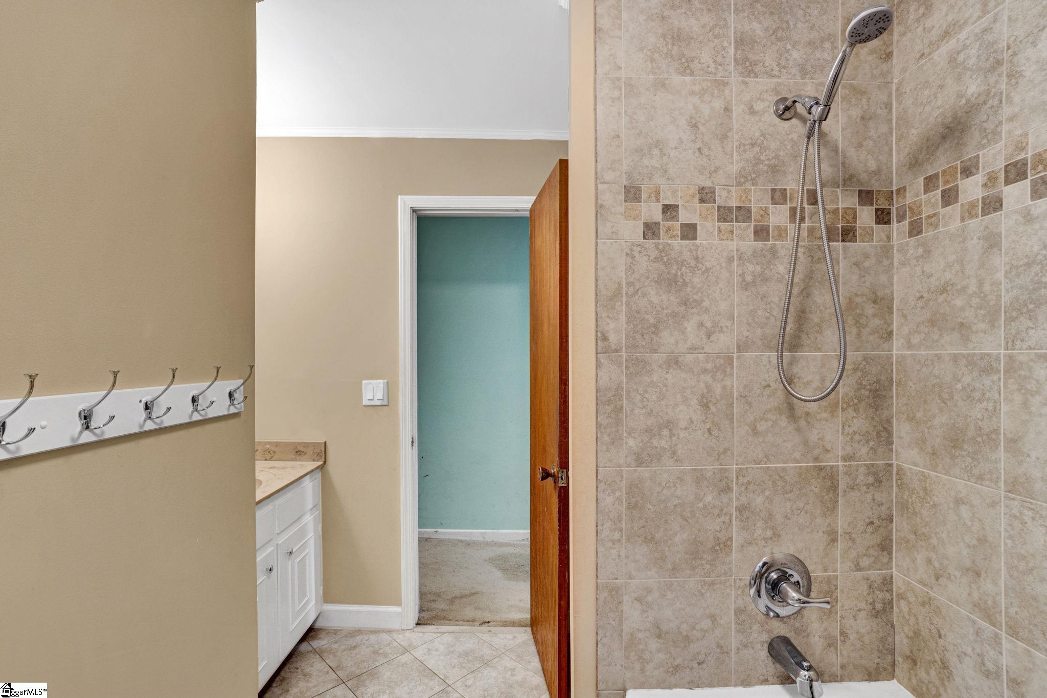 211 Beechwood Drive Simpsonville, SC 29681