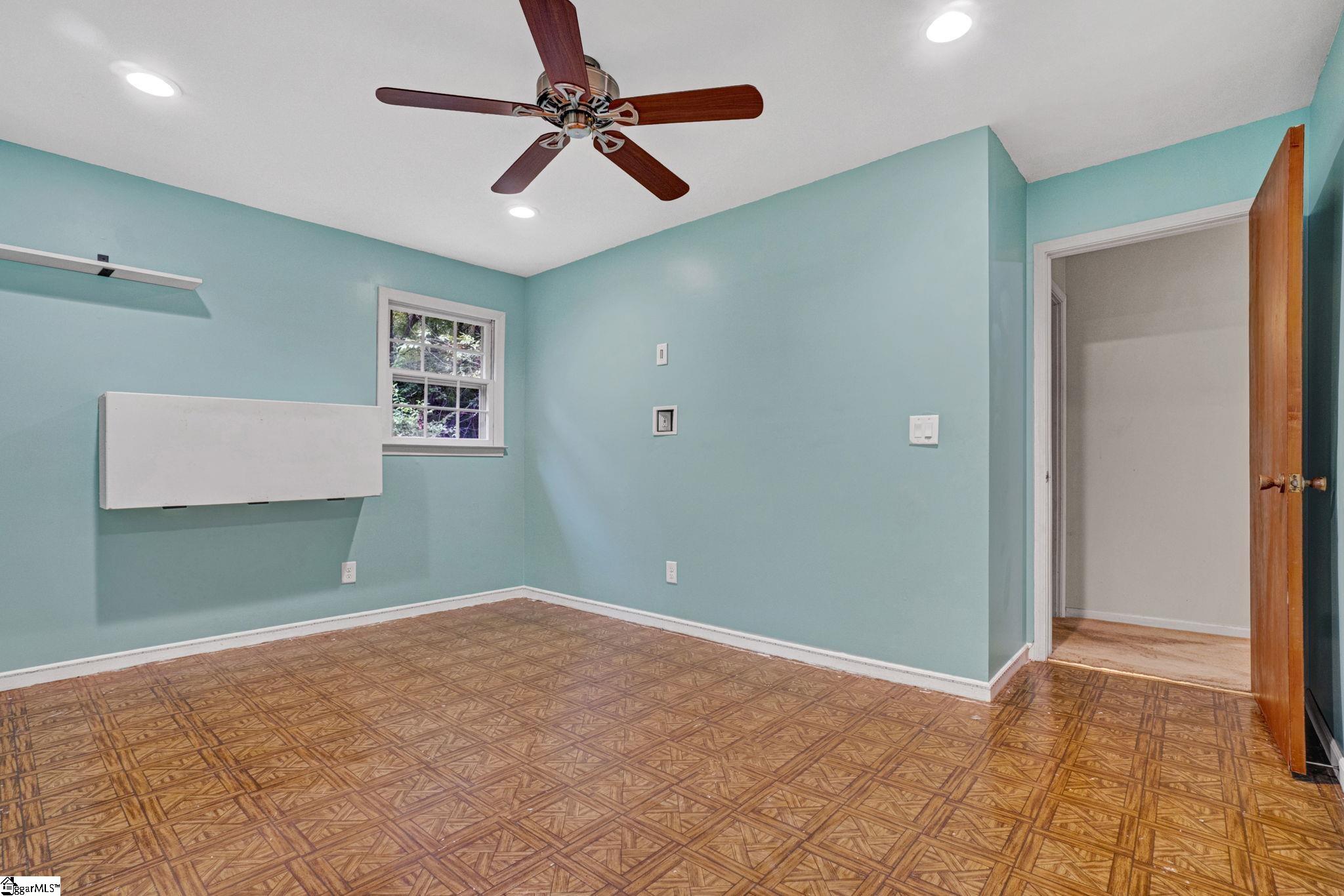 211 Beechwood Drive Simpsonville, SC 29681