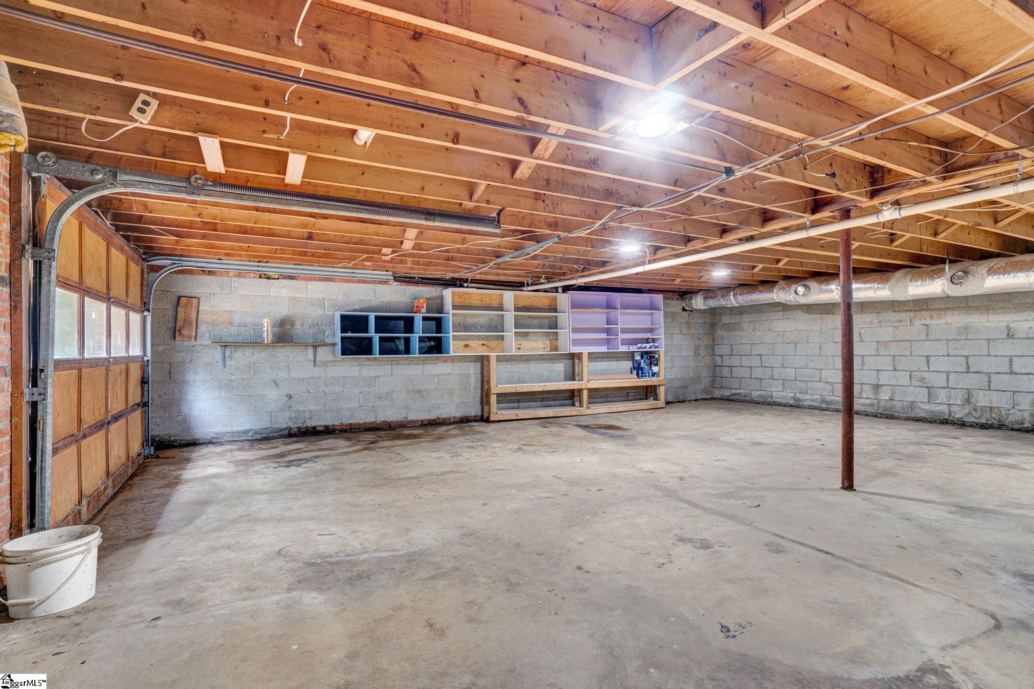 211 Beechwood Drive Simpsonville, SC 29681