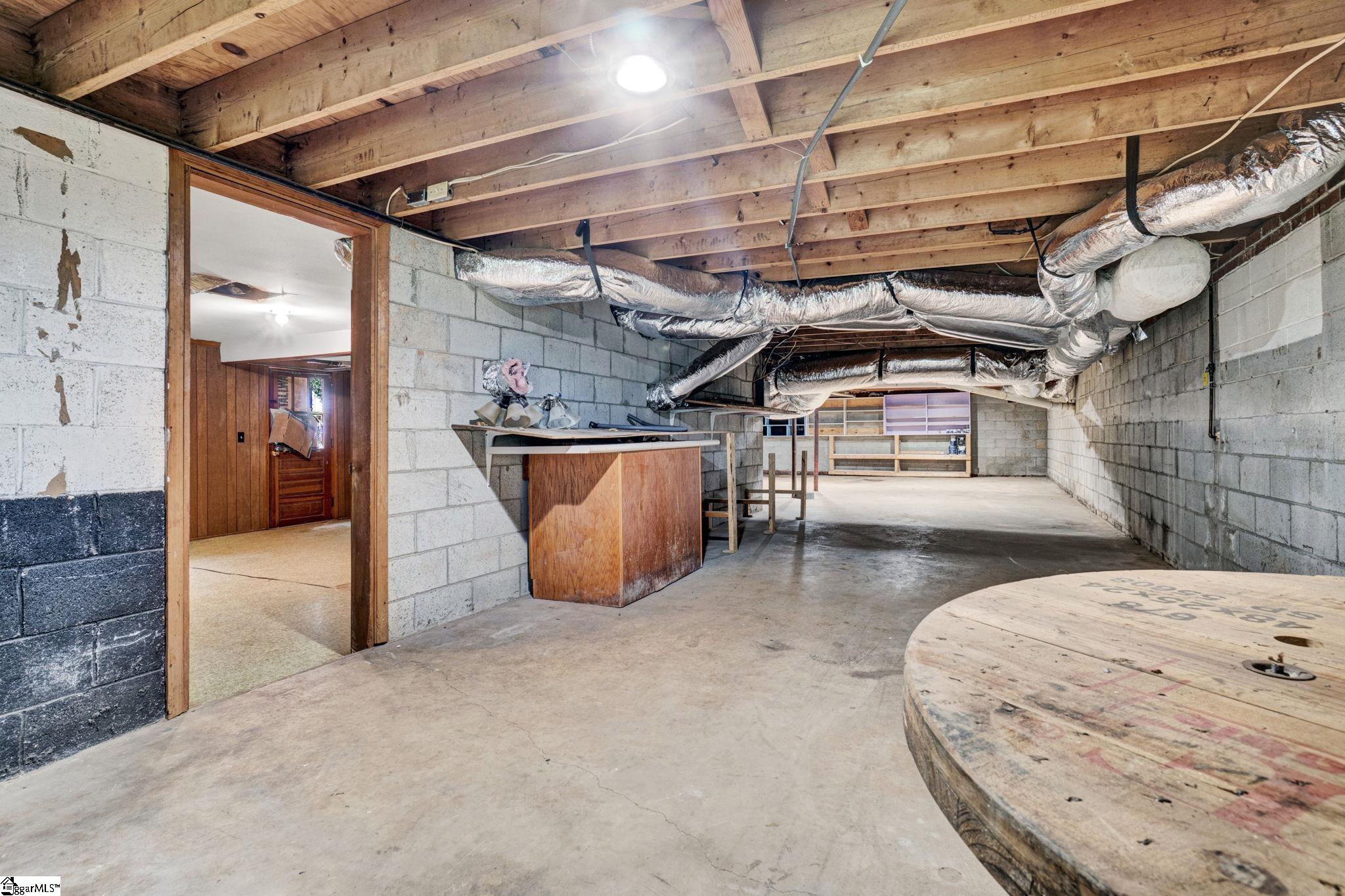 211 Beechwood Drive Simpsonville, SC 29681