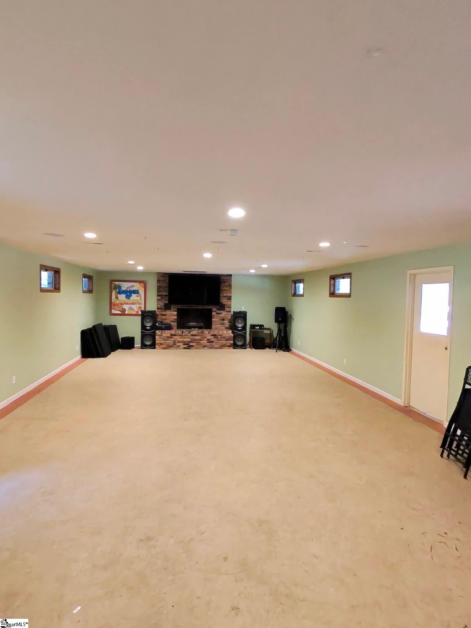 712 Brooks Road Mauldin, SC 29662