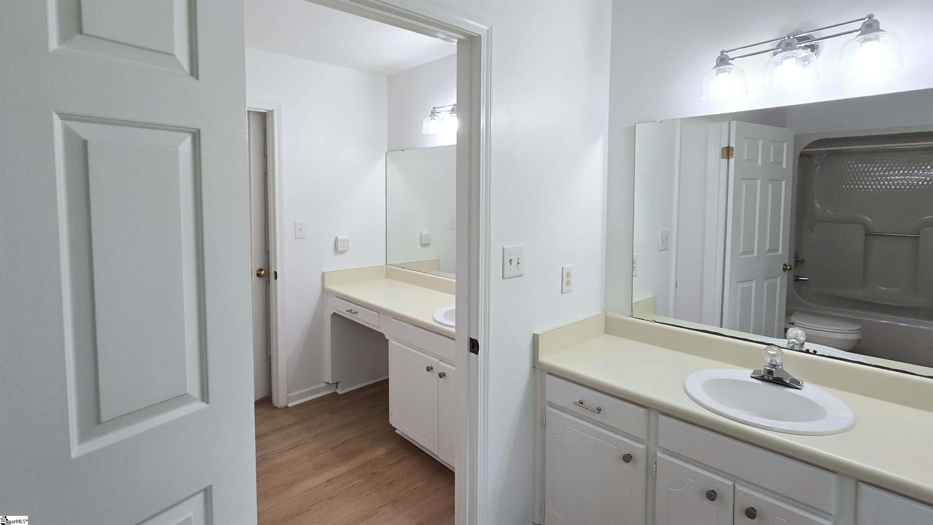 511 Foxhound Road Simpsonville, SC 28680