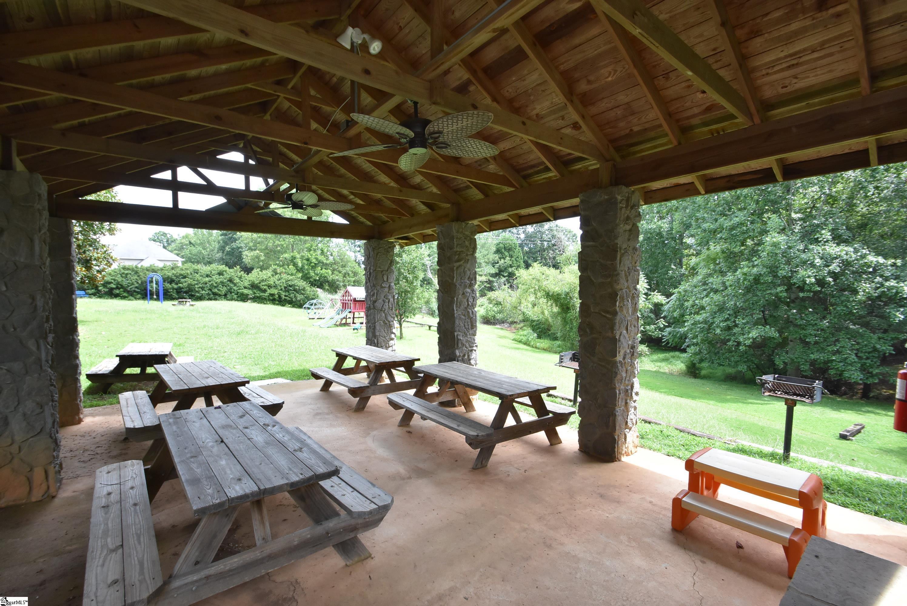 511 Foxhound Road Simpsonville, SC 28680