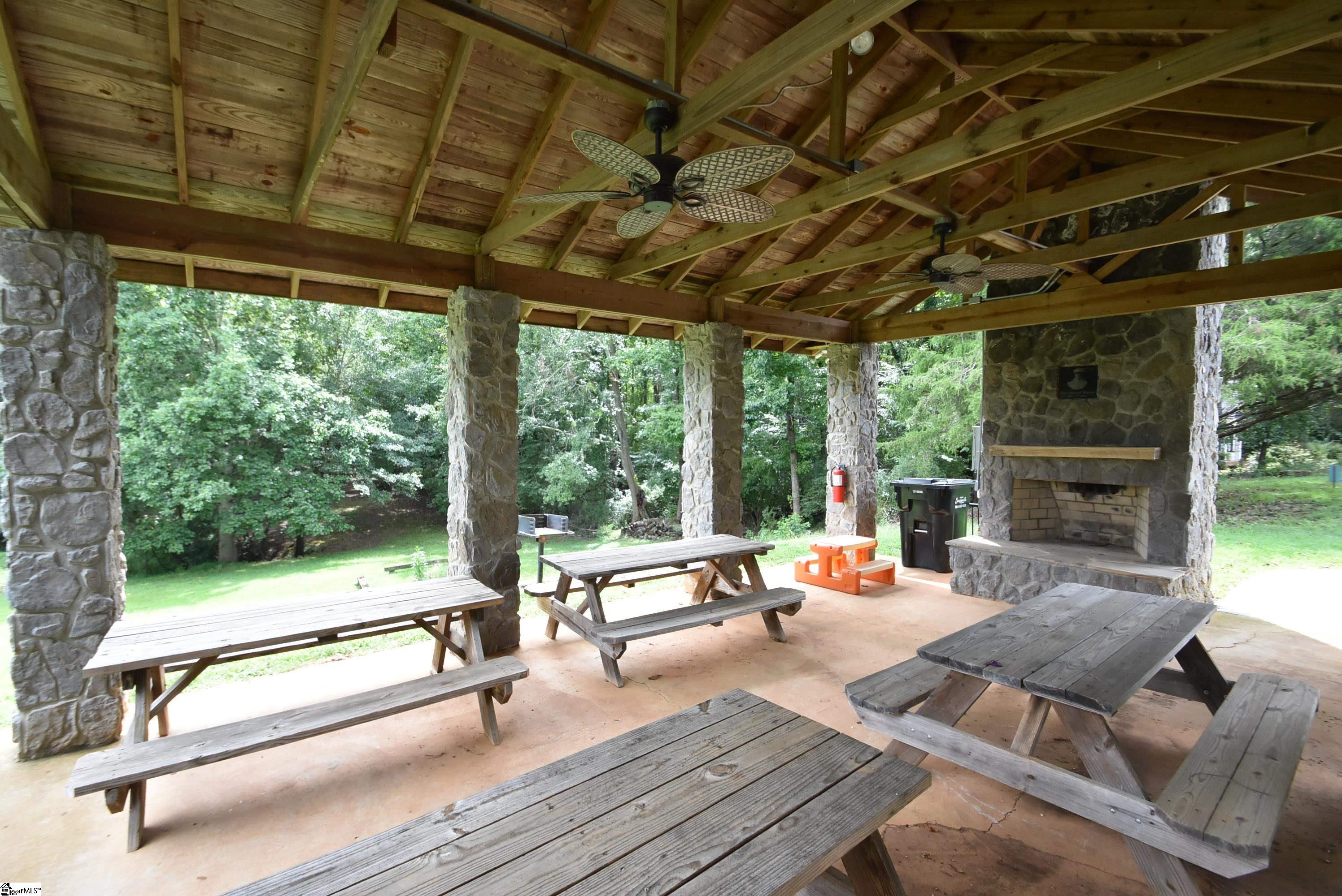 511 Foxhound Road Simpsonville, SC 28680