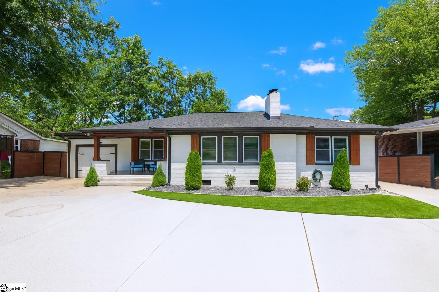 7 N Gaywood Drive Greenville, SC 29615