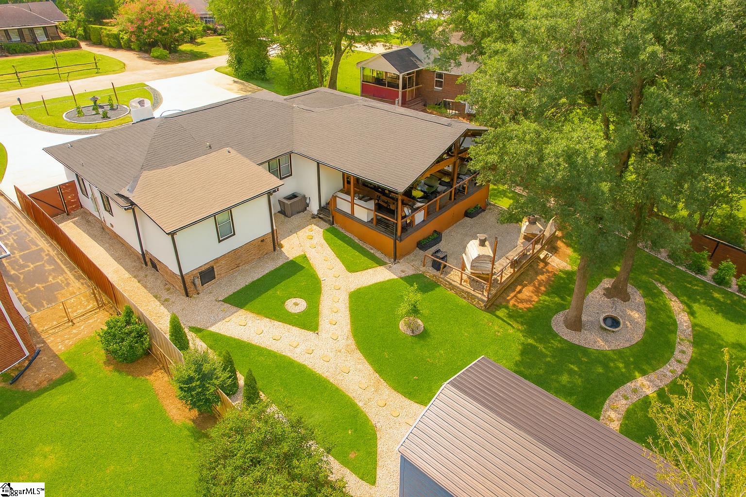 7 N Gaywood Drive Greenville, SC 29615