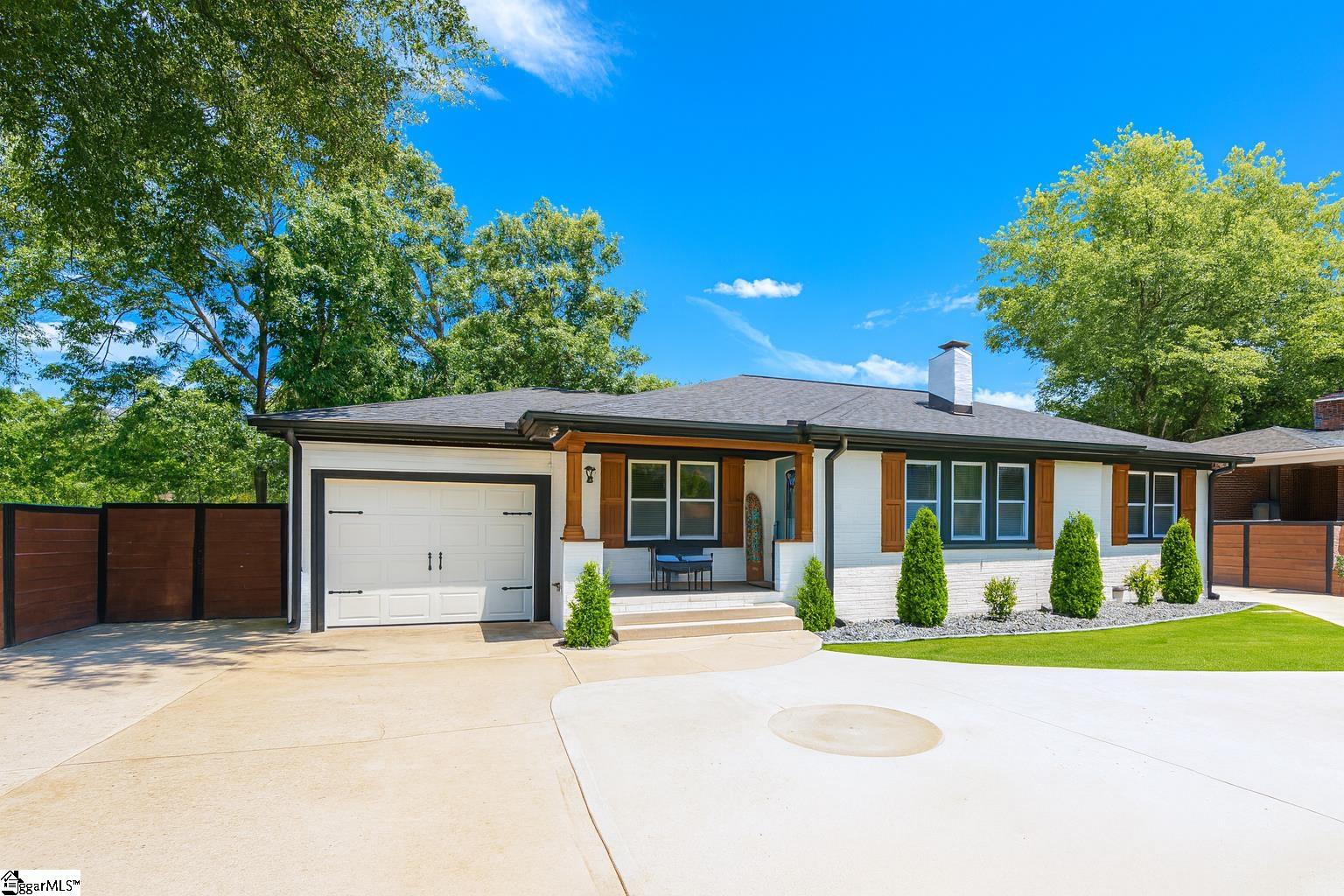 7 N Gaywood Drive Greenville, SC 29615