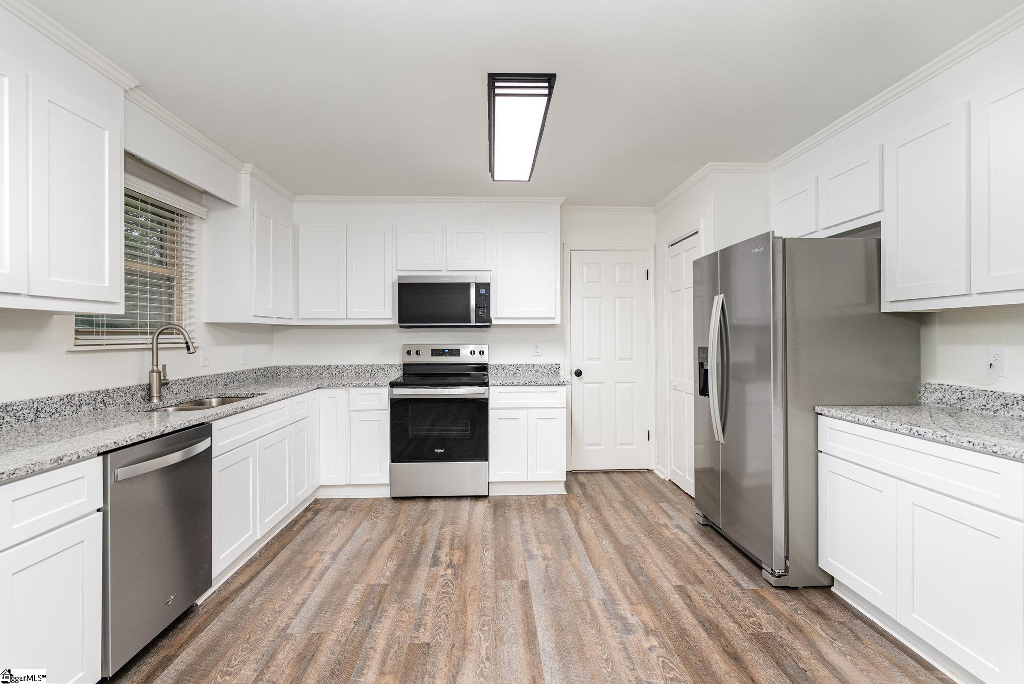 105 Rollingwood Way Easley, SC 29640