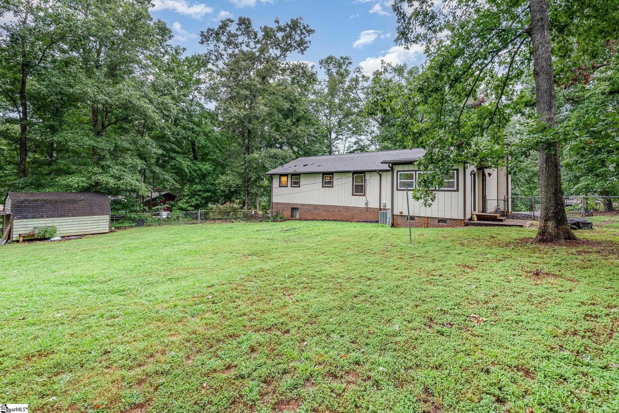 105 Rollingwood Way Easley, SC 29640