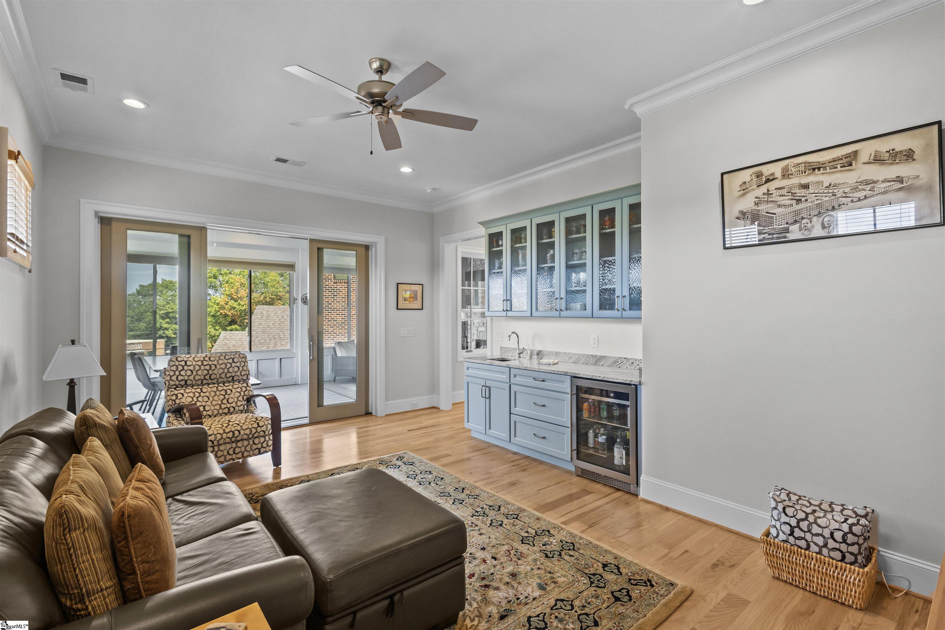 16 Augusta Walk Avenue Greenville, SC 29605