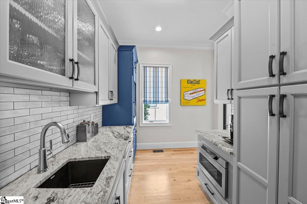 16 Augusta Walk Avenue Greenville, SC 29605