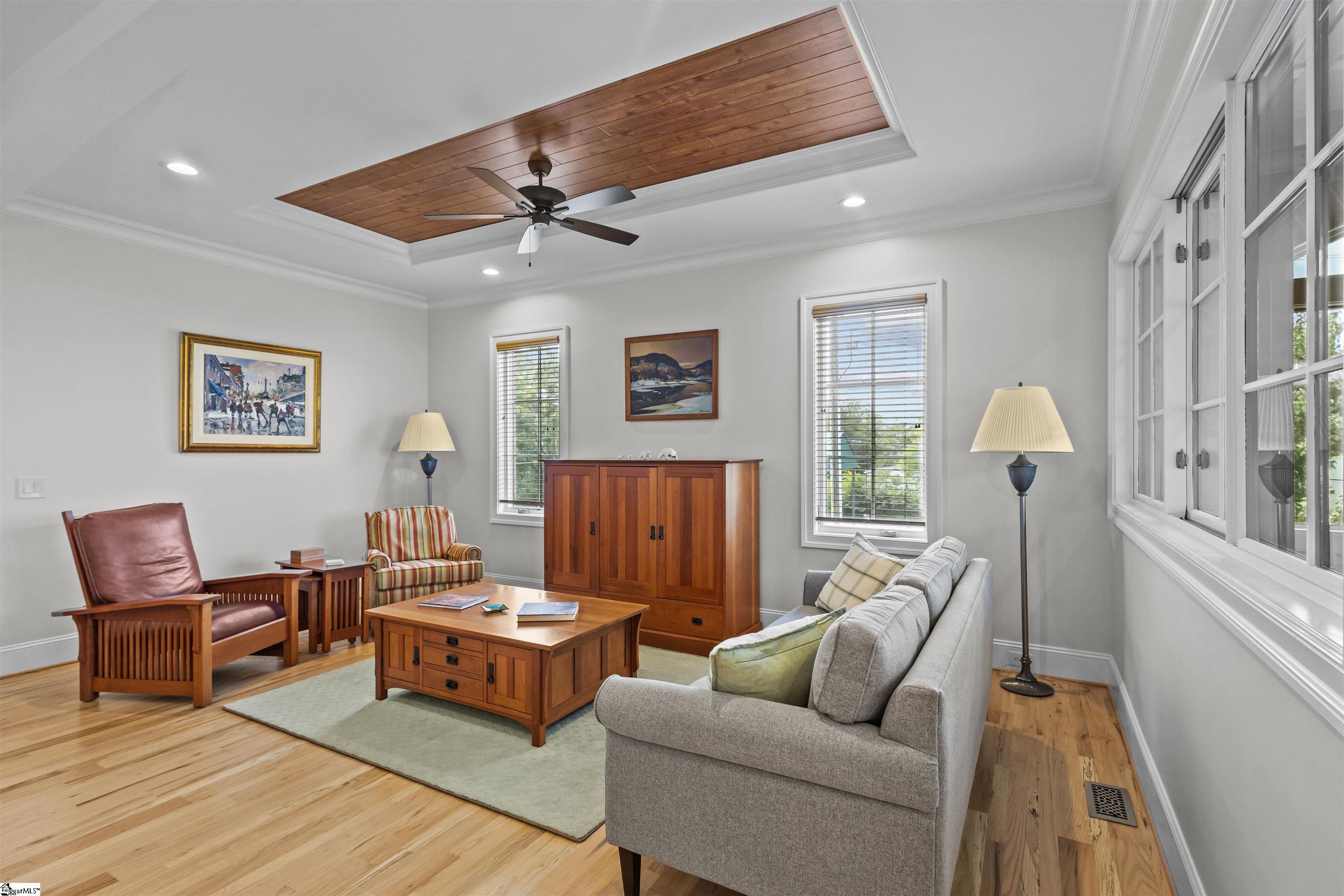 16 Augusta Walk Avenue Greenville, SC 29605