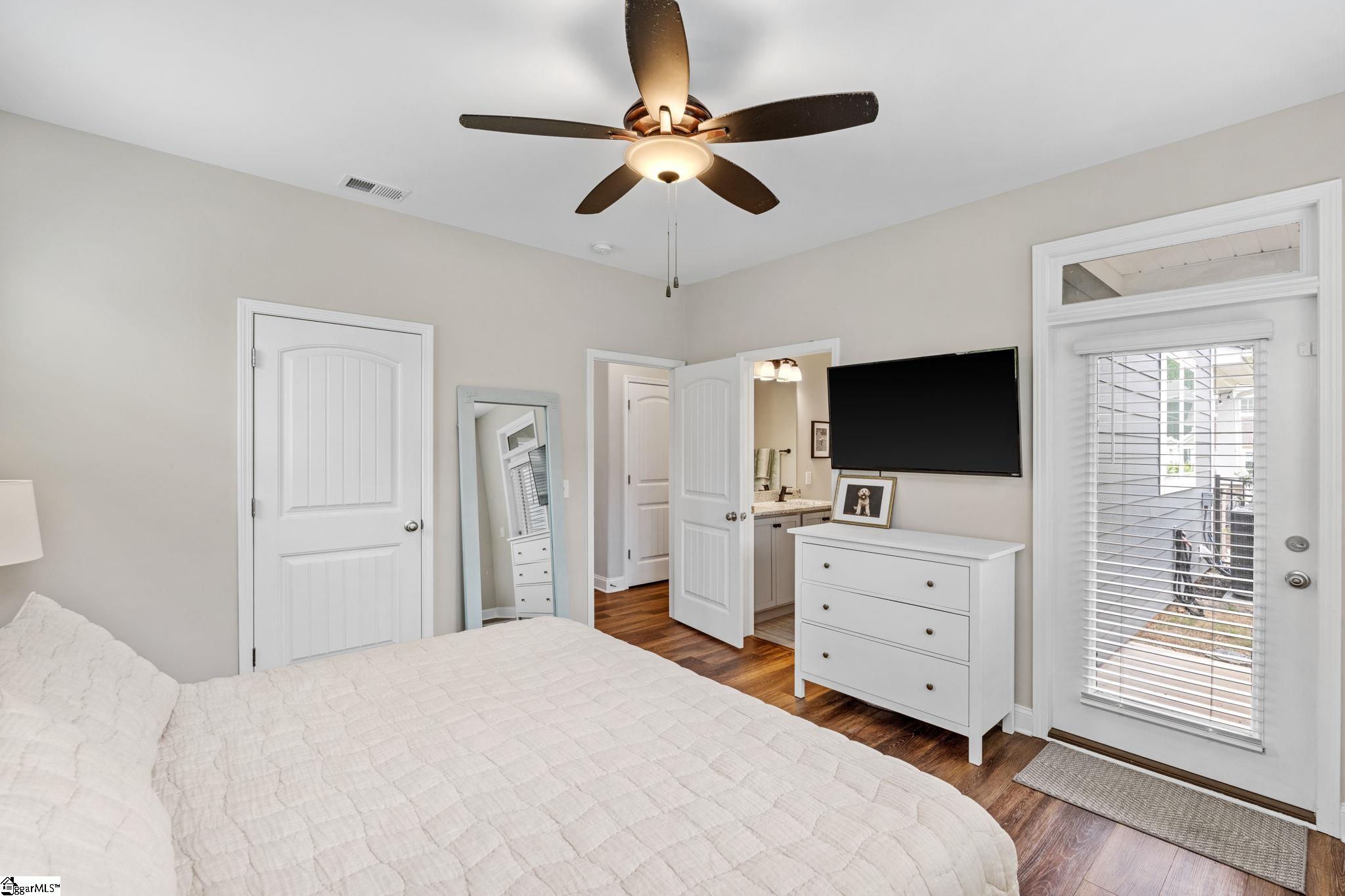 54 Cottage Knoll Circle Greenville, SC 29609