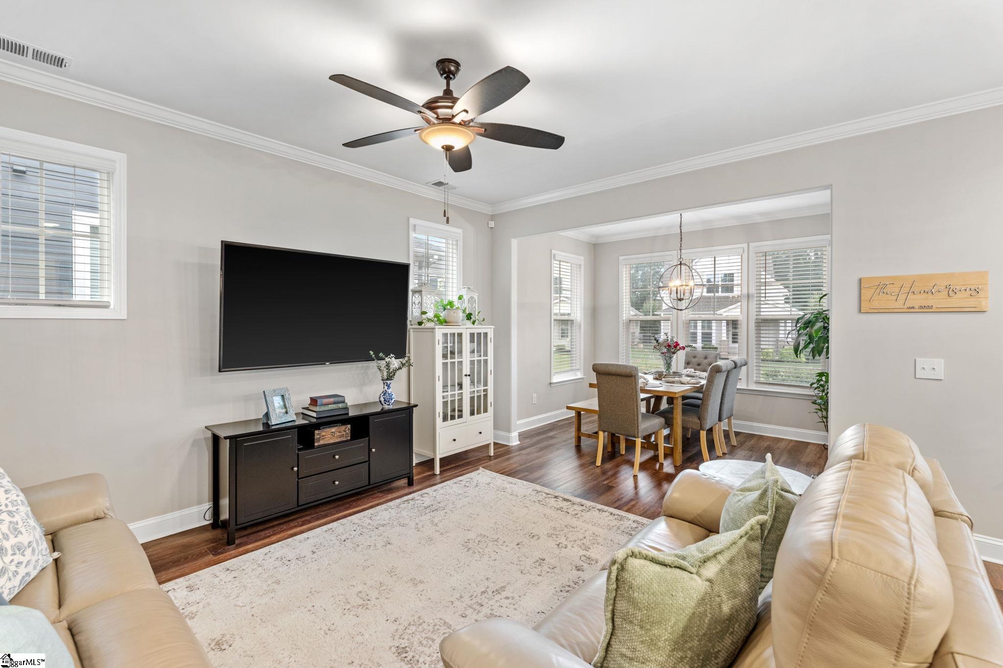 54 Cottage Knoll Circle Greenville, SC 29609