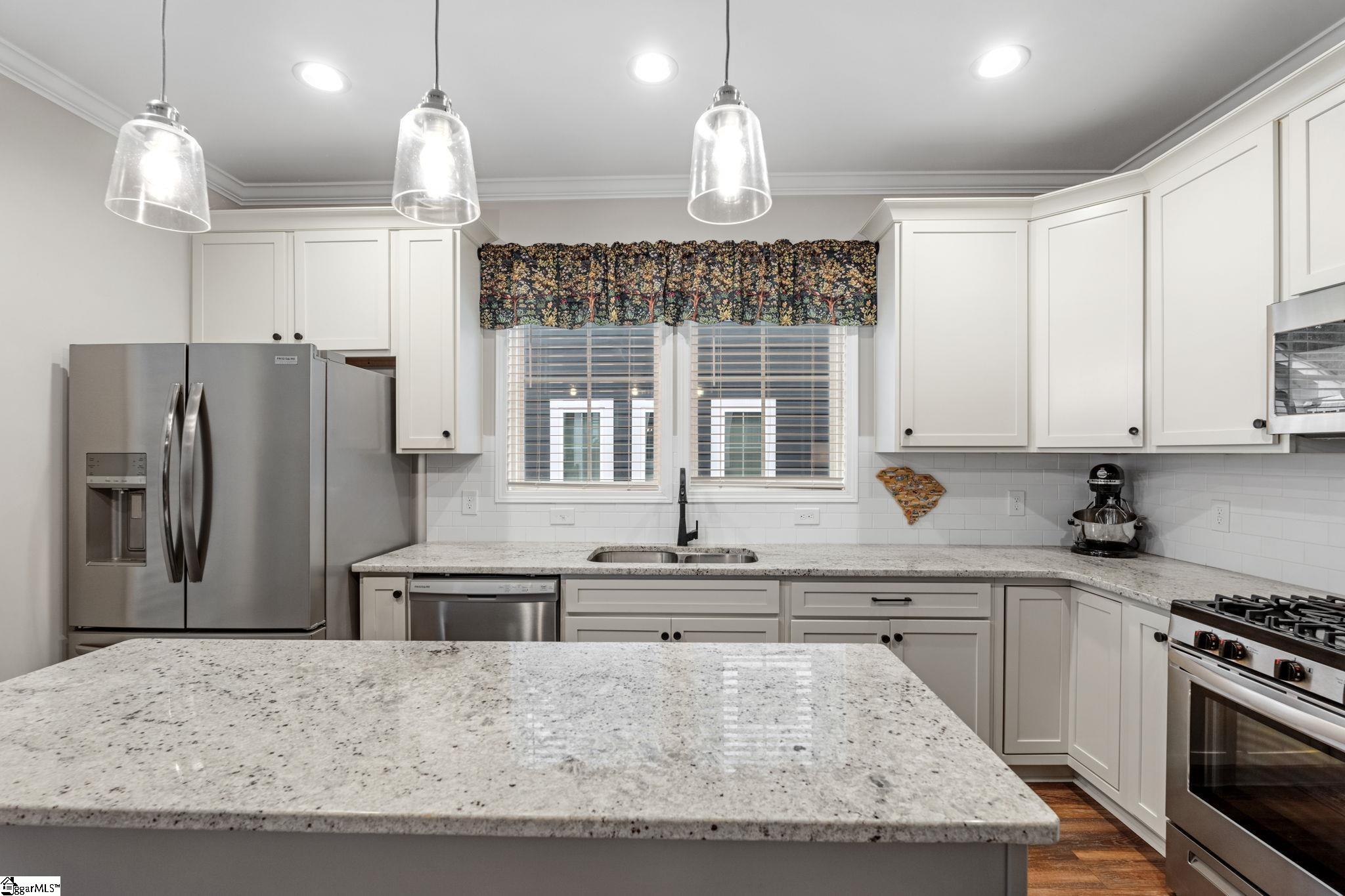 54 Cottage Knoll Circle Greenville, SC 29609