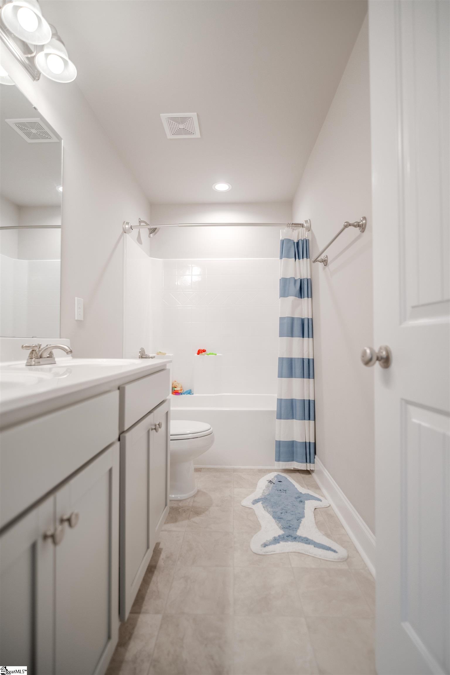 207 Phillips Avenue Easley, SC 29640