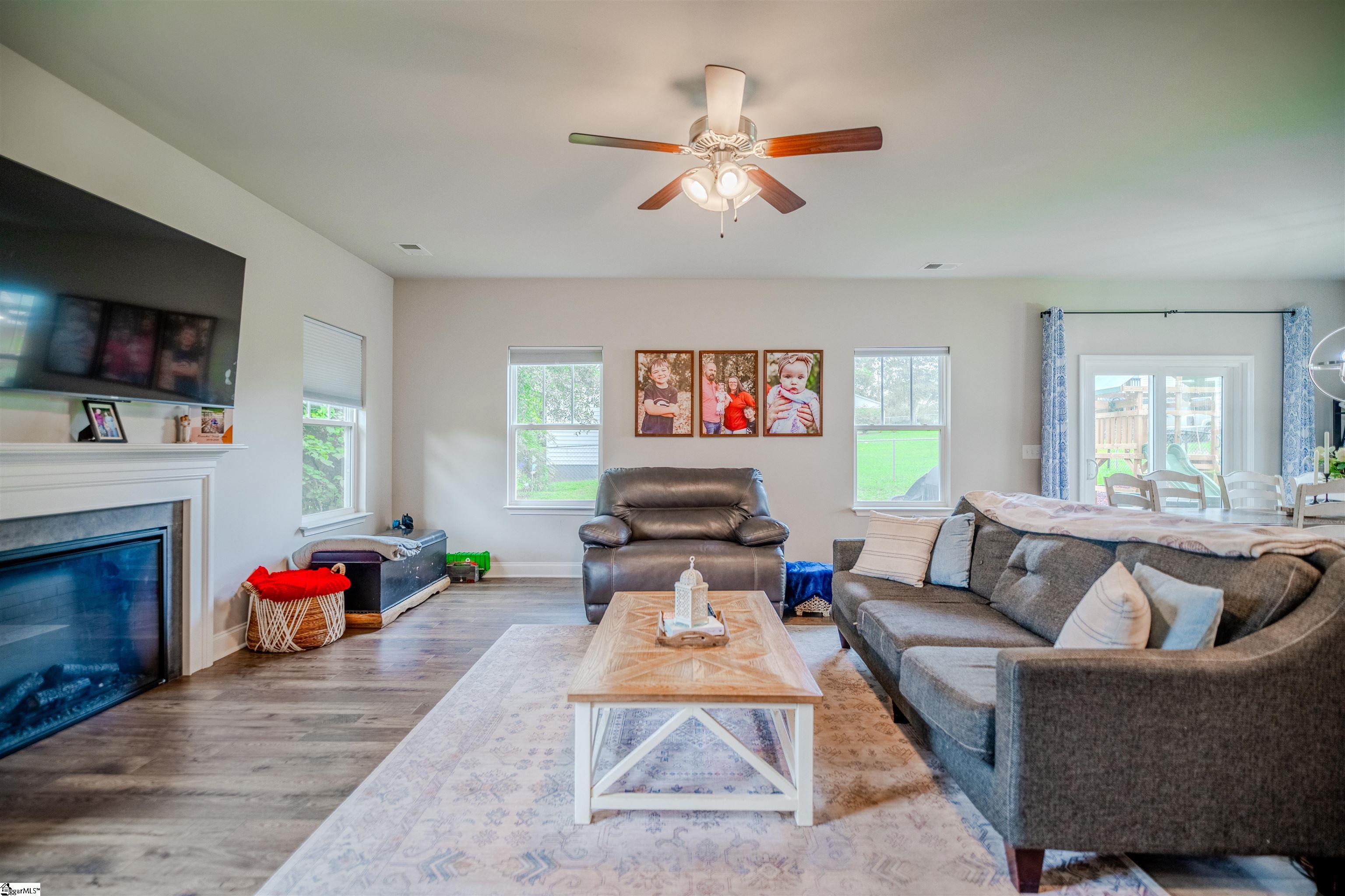 207 Phillips Avenue Easley, SC 29640
