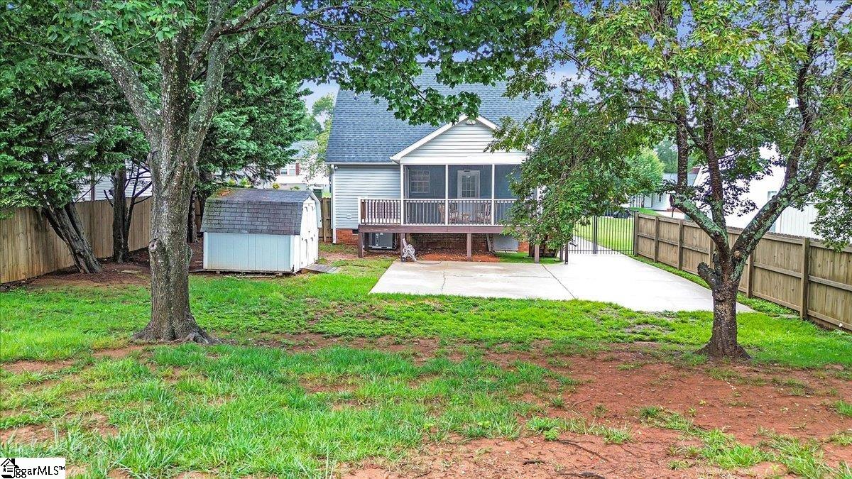 304 Pine Street Greer, SC 29650