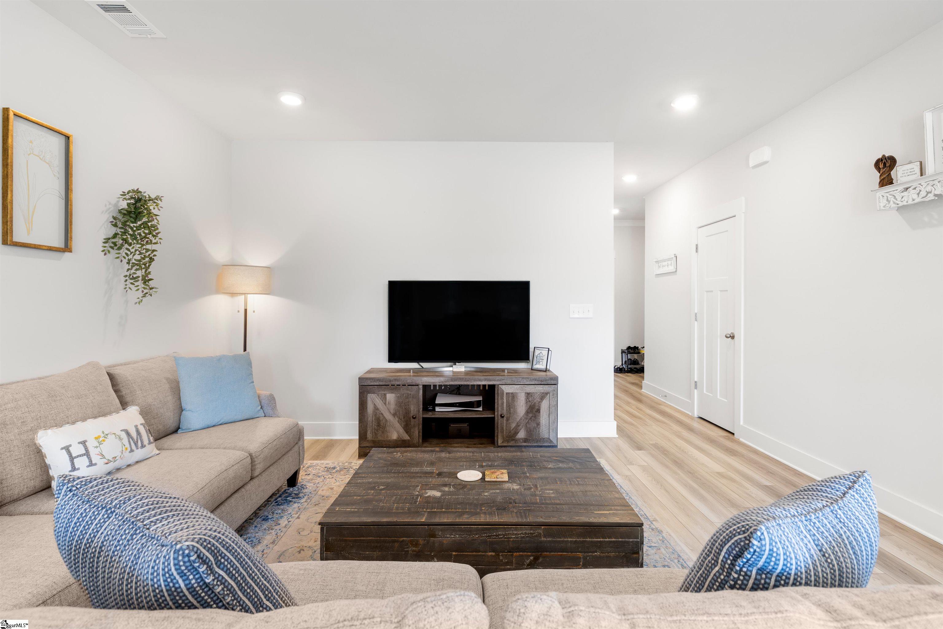127 Shallons Drive Greenville, SC 29609
