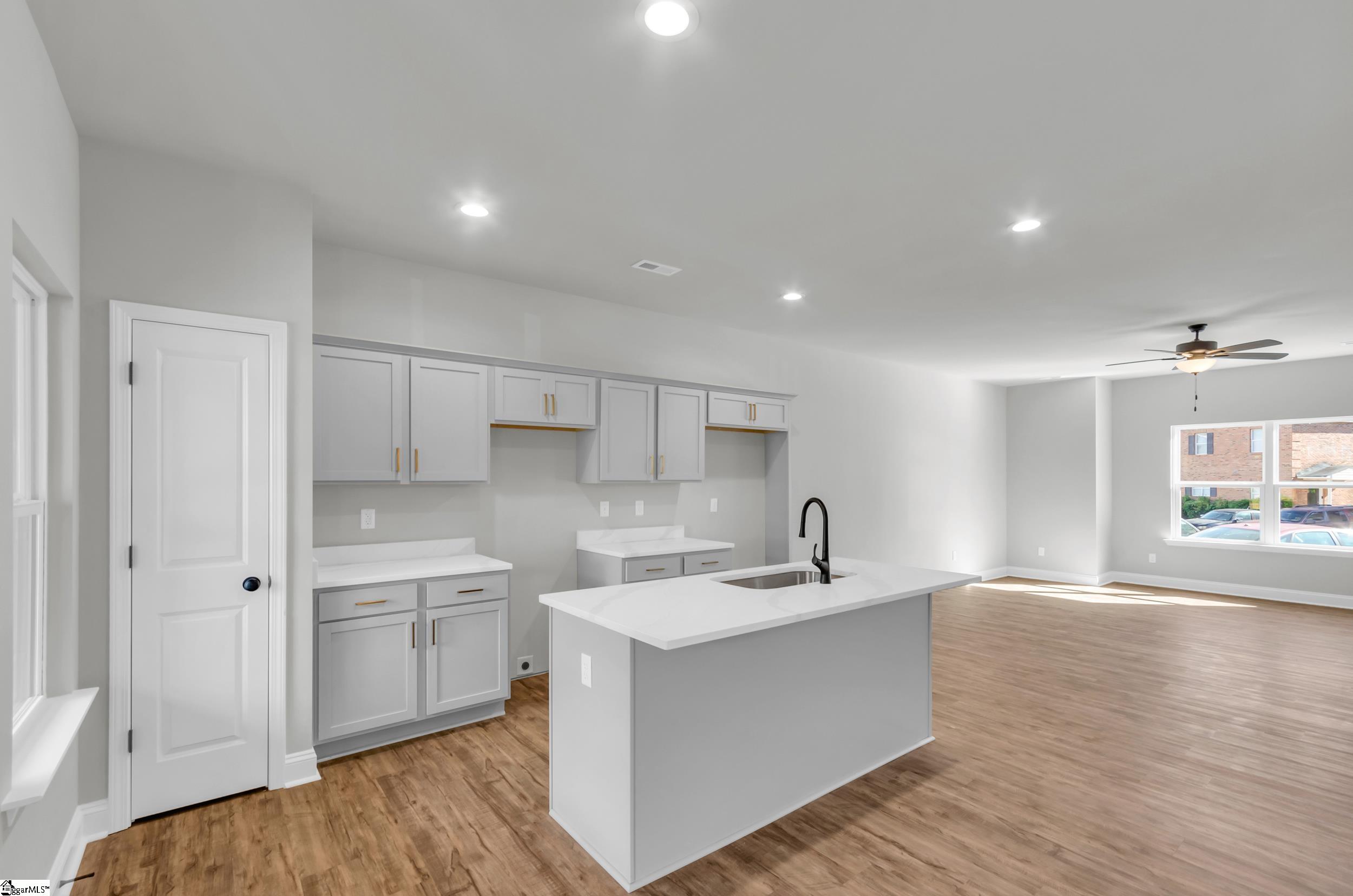 215 Duncan Chapel Road UNIT #42 Greenville, SC 29617