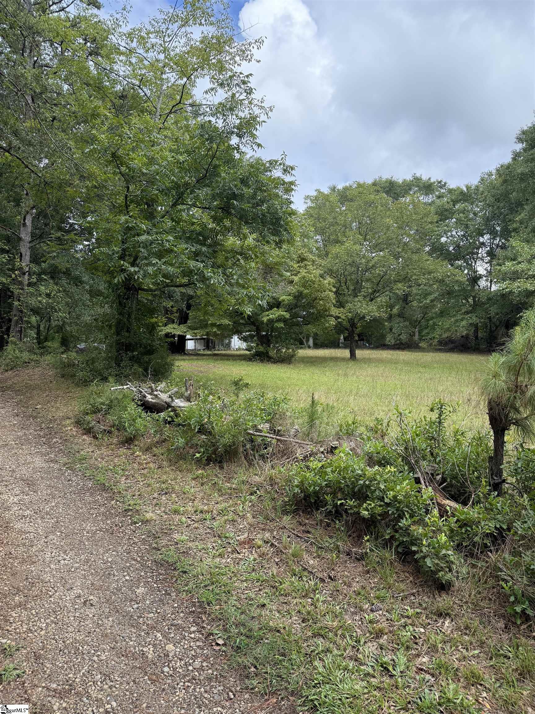 518 Dalton Road Piedmont, SC 29673