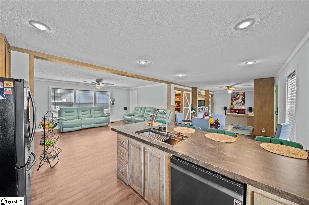 100 Catawba Street Greenville, SC 29611