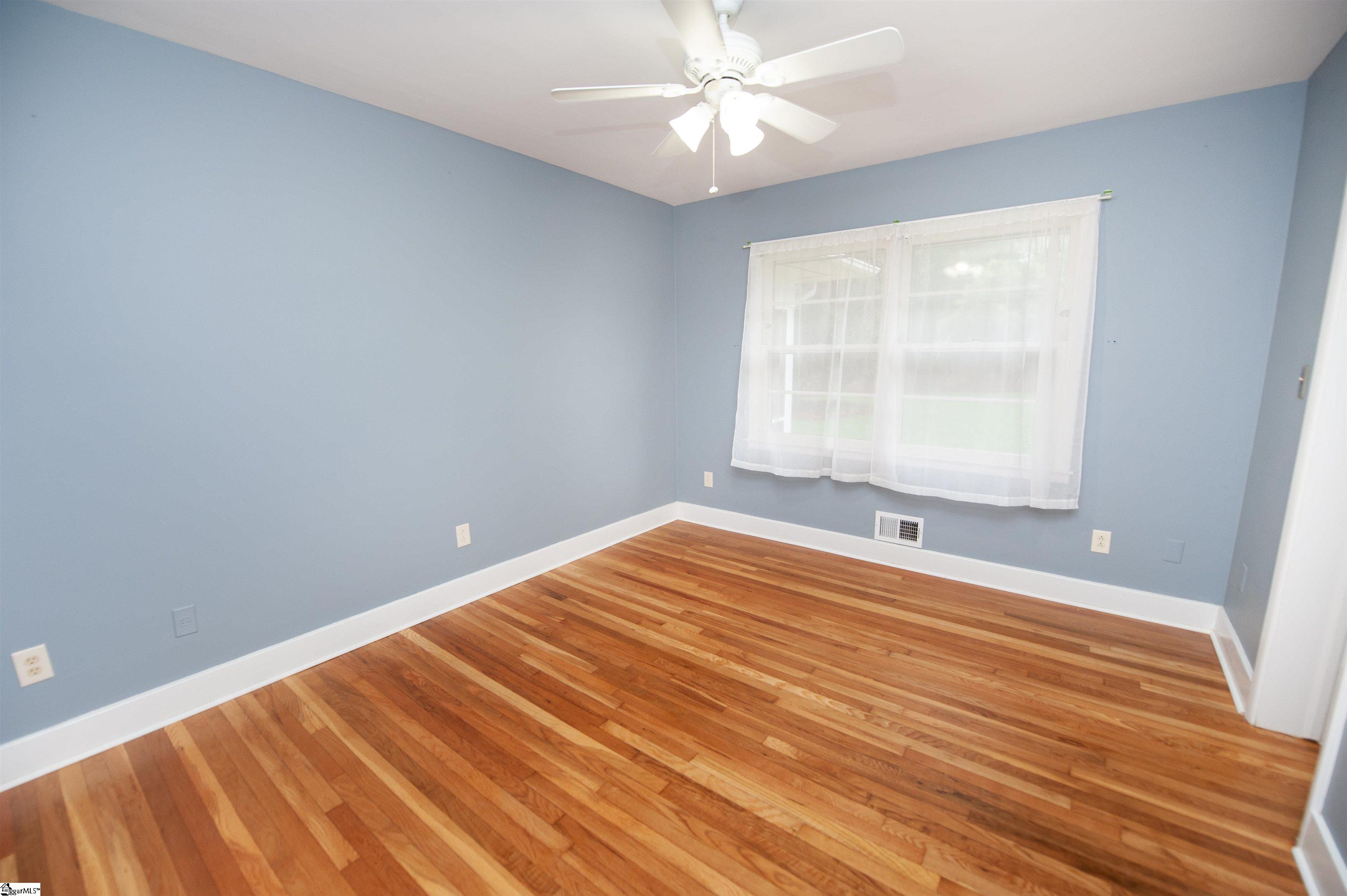 506 Fernwood Drive Spartanburg, SC 29307