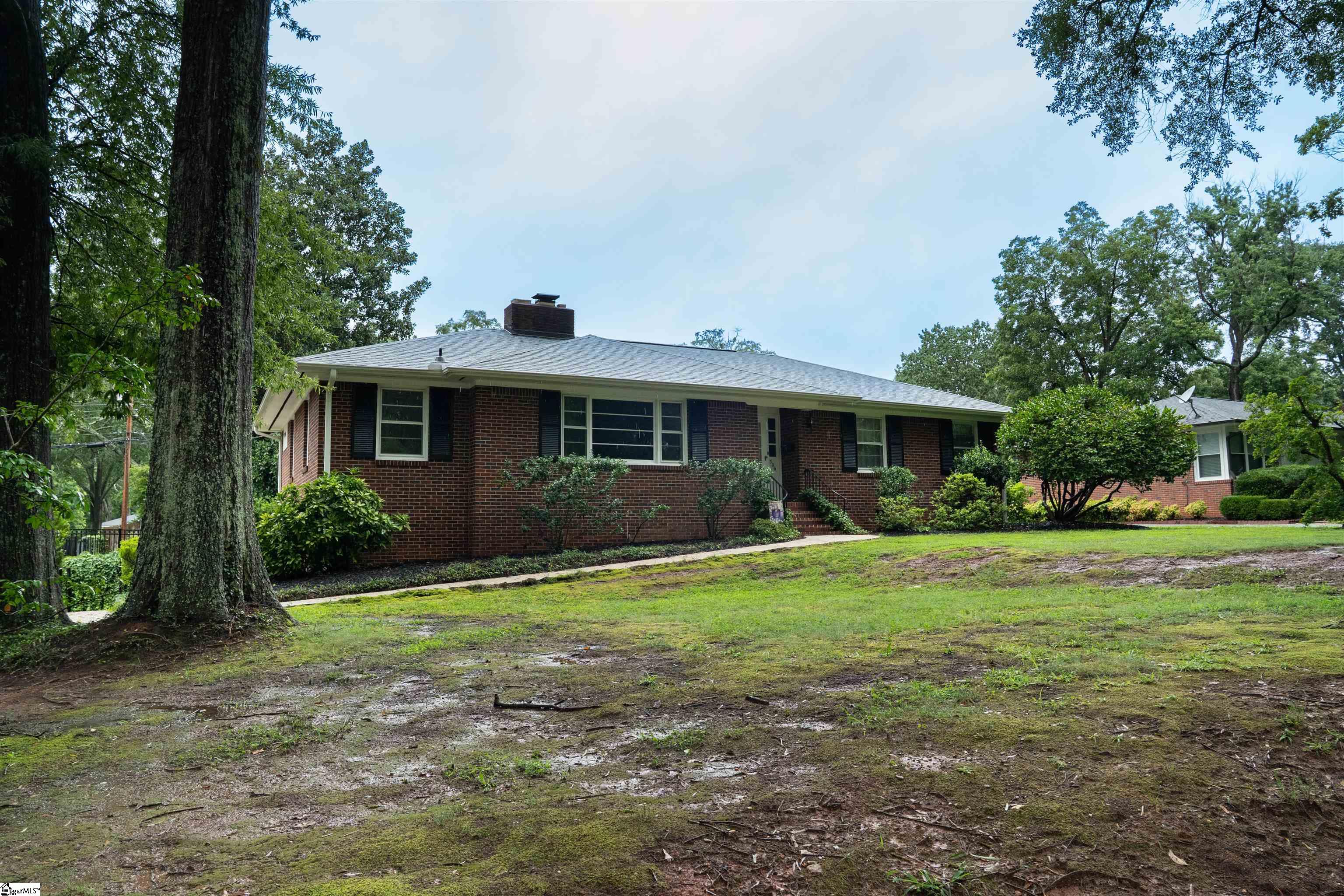 506 Fernwood Drive Spartanburg, SC 29307