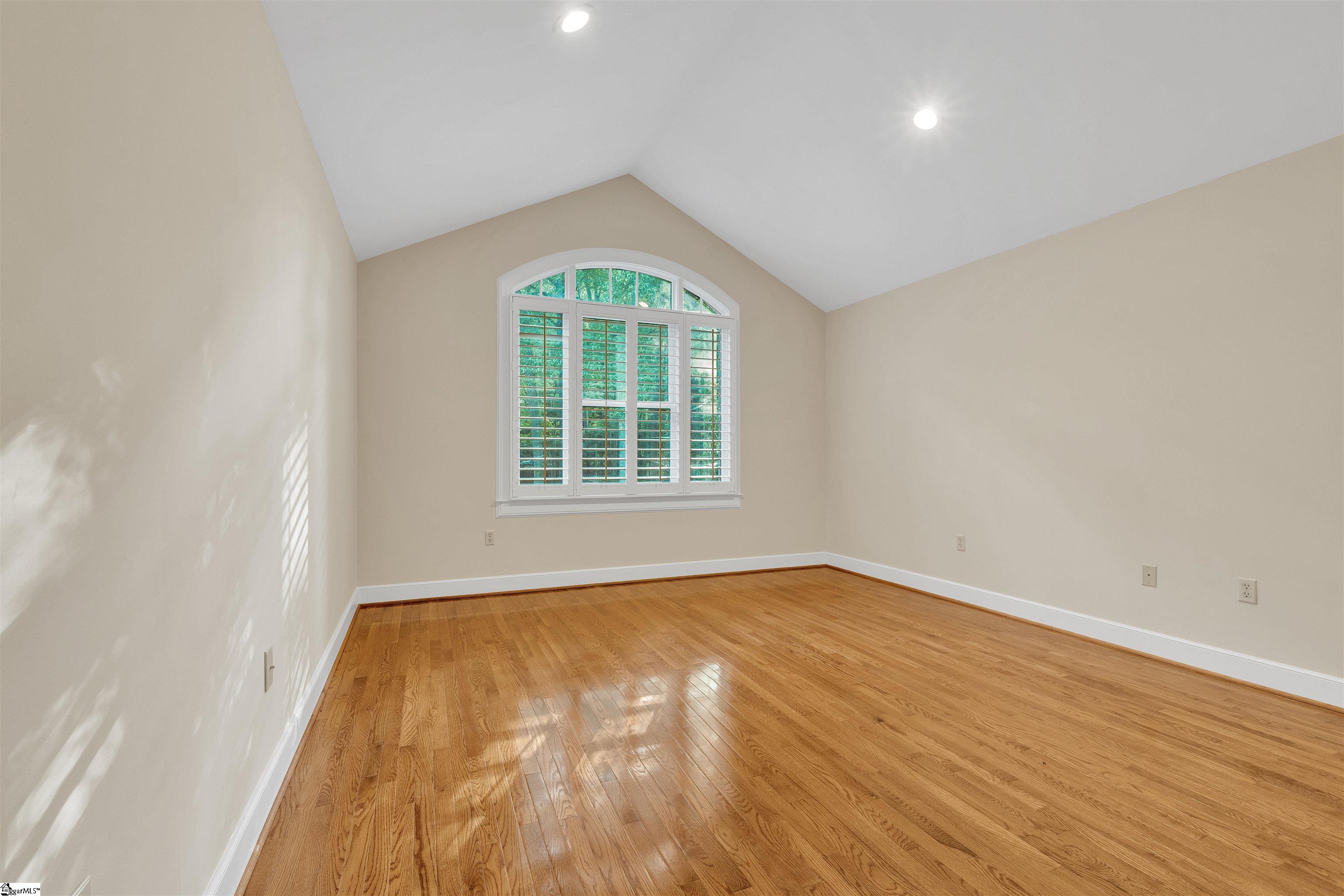 388 Pinehurst Drive Spartanburg, SC 29306