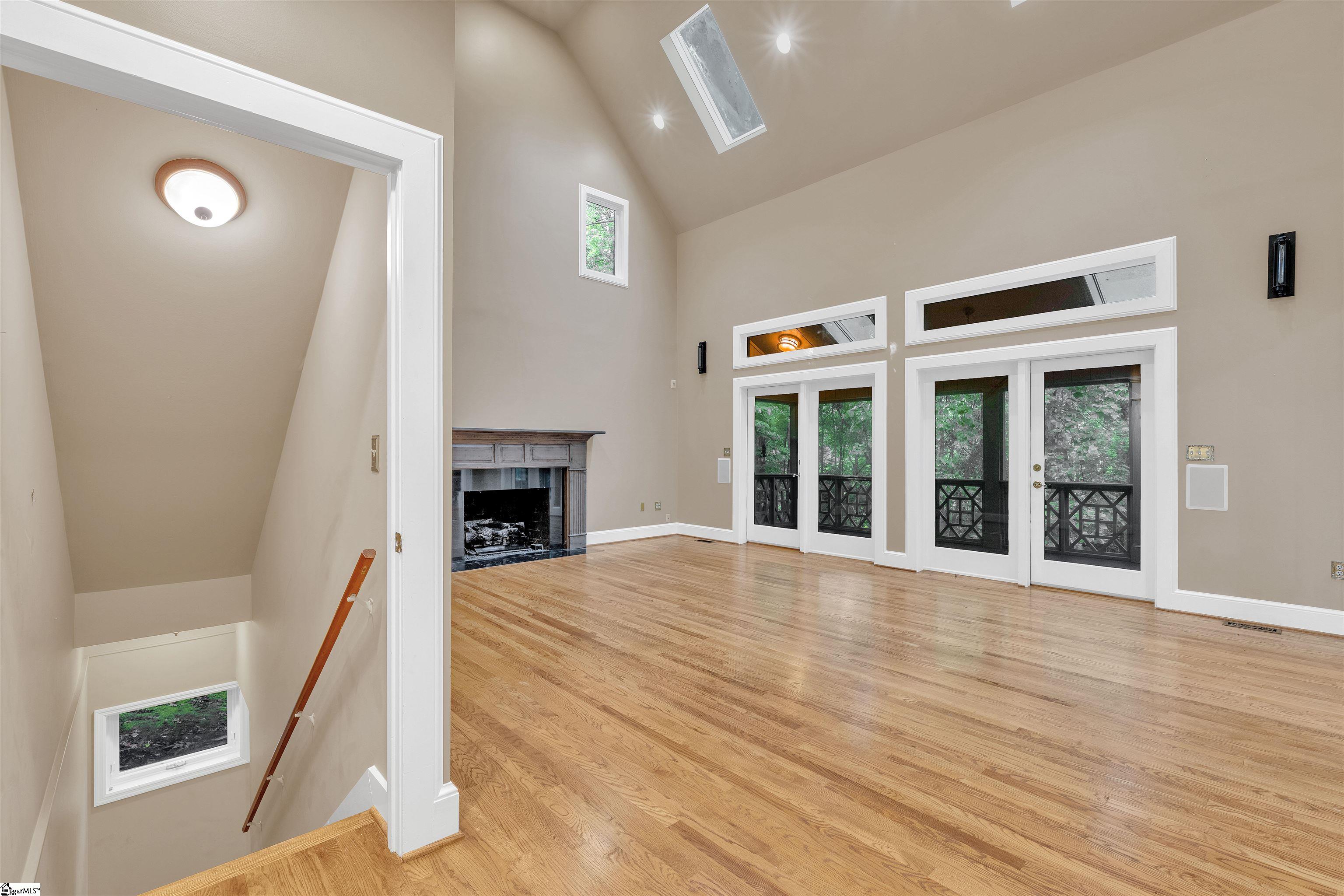 388 Pinehurst Drive Spartanburg, SC 29306
