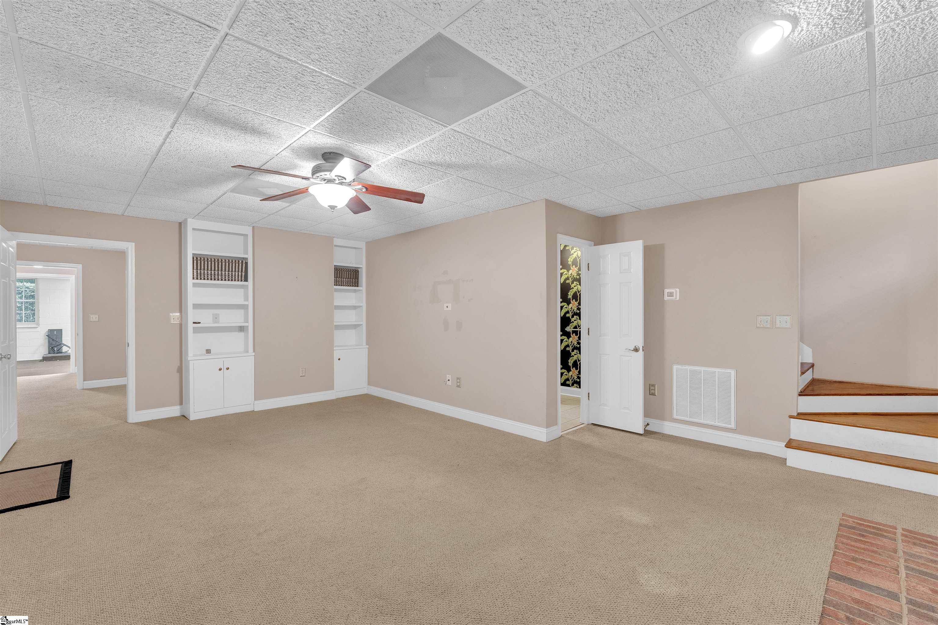 388 Pinehurst Drive Spartanburg, SC 29306