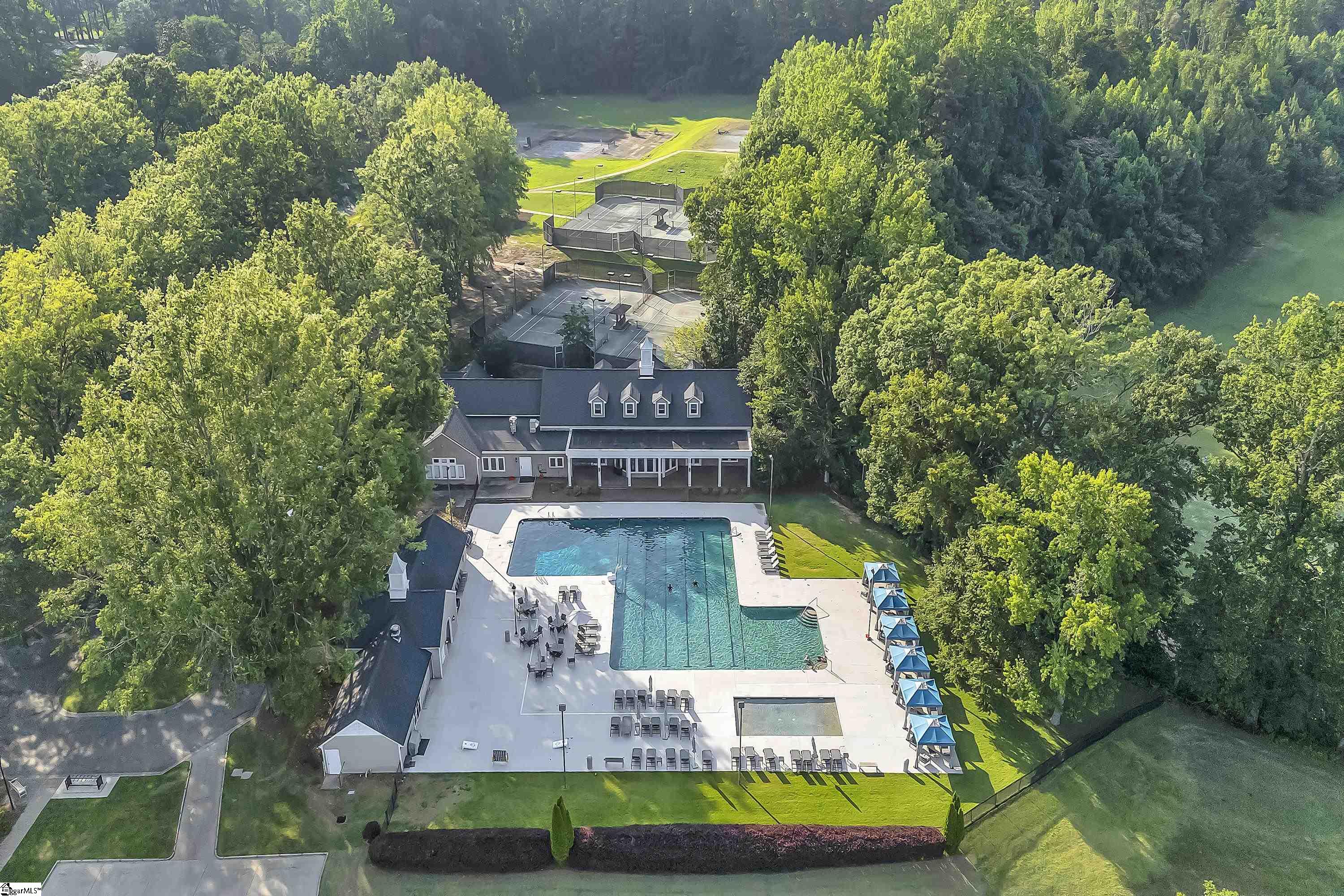 388 Pinehurst Drive Spartanburg, SC 29306