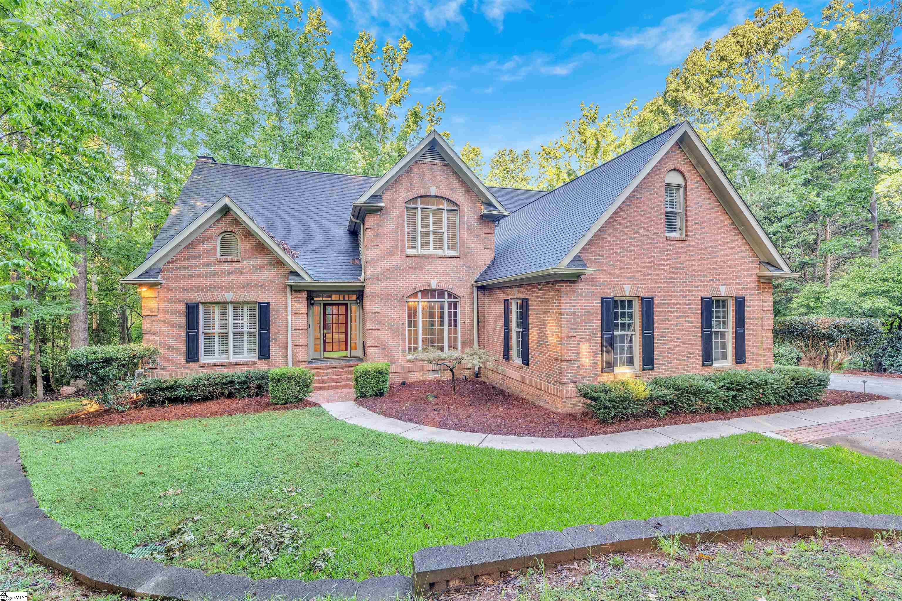 388 Pinehurst Drive Spartanburg, SC 29306