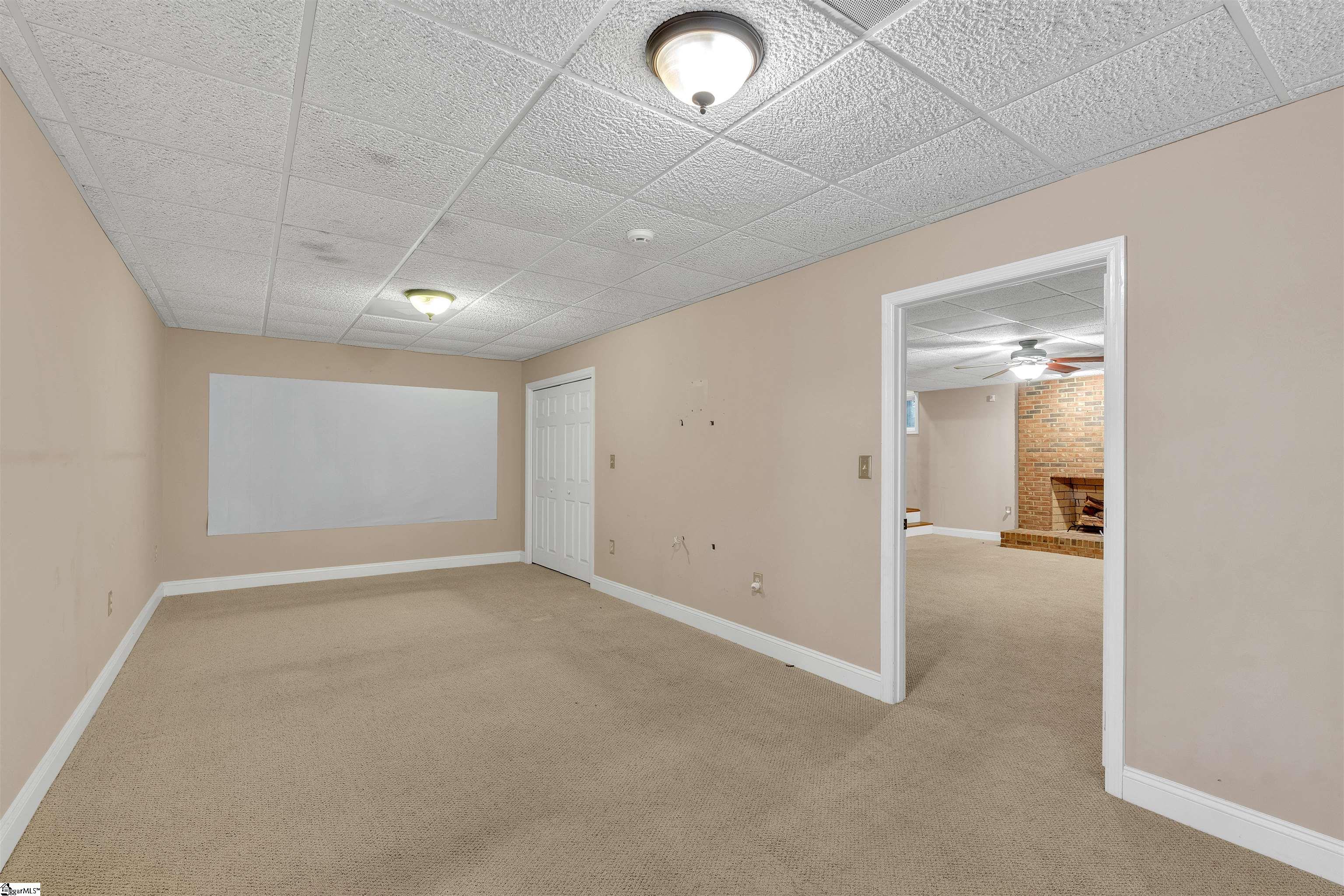 388 Pinehurst Drive Spartanburg, SC 29306