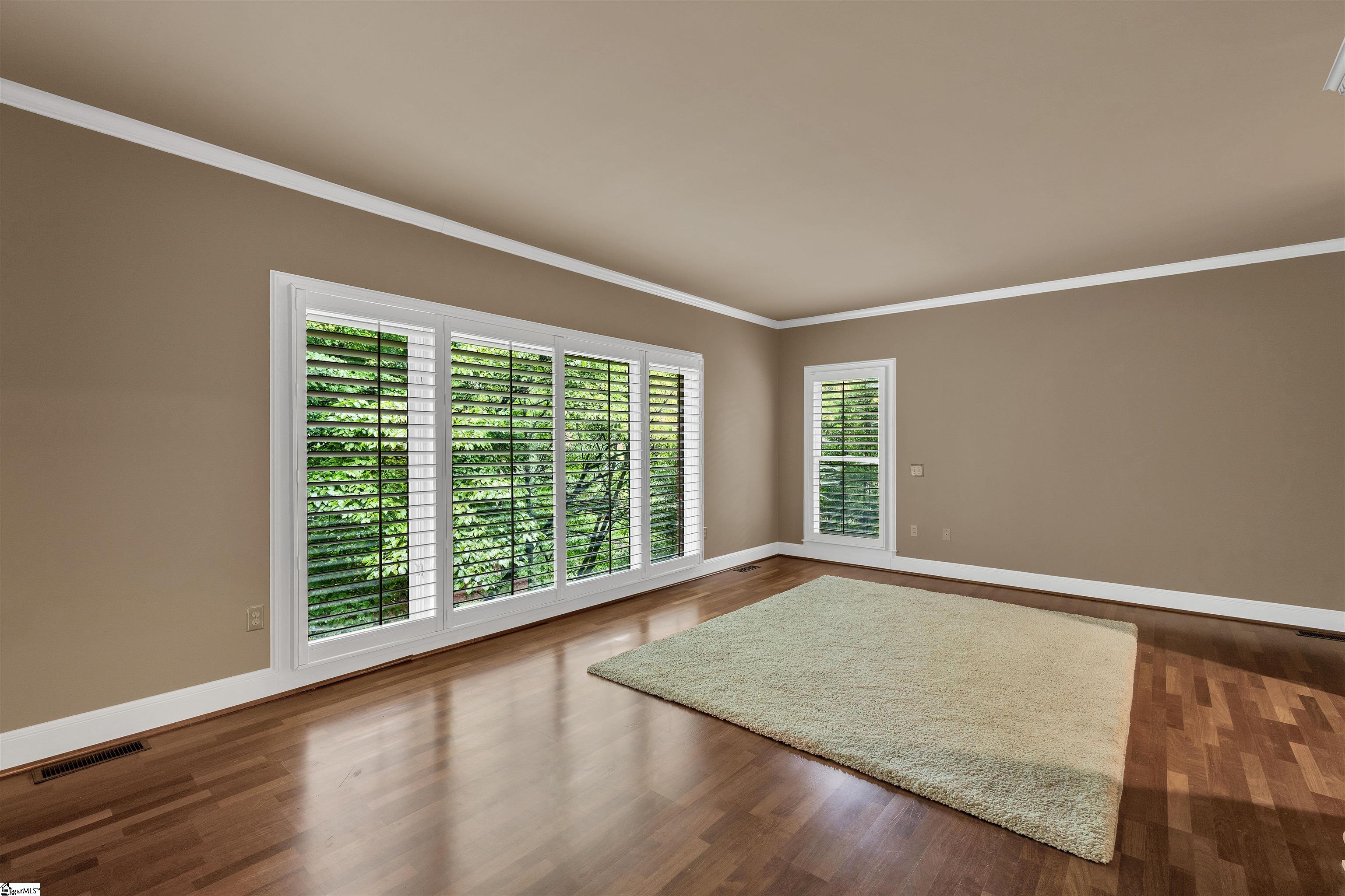 388 Pinehurst Drive Spartanburg, SC 29306