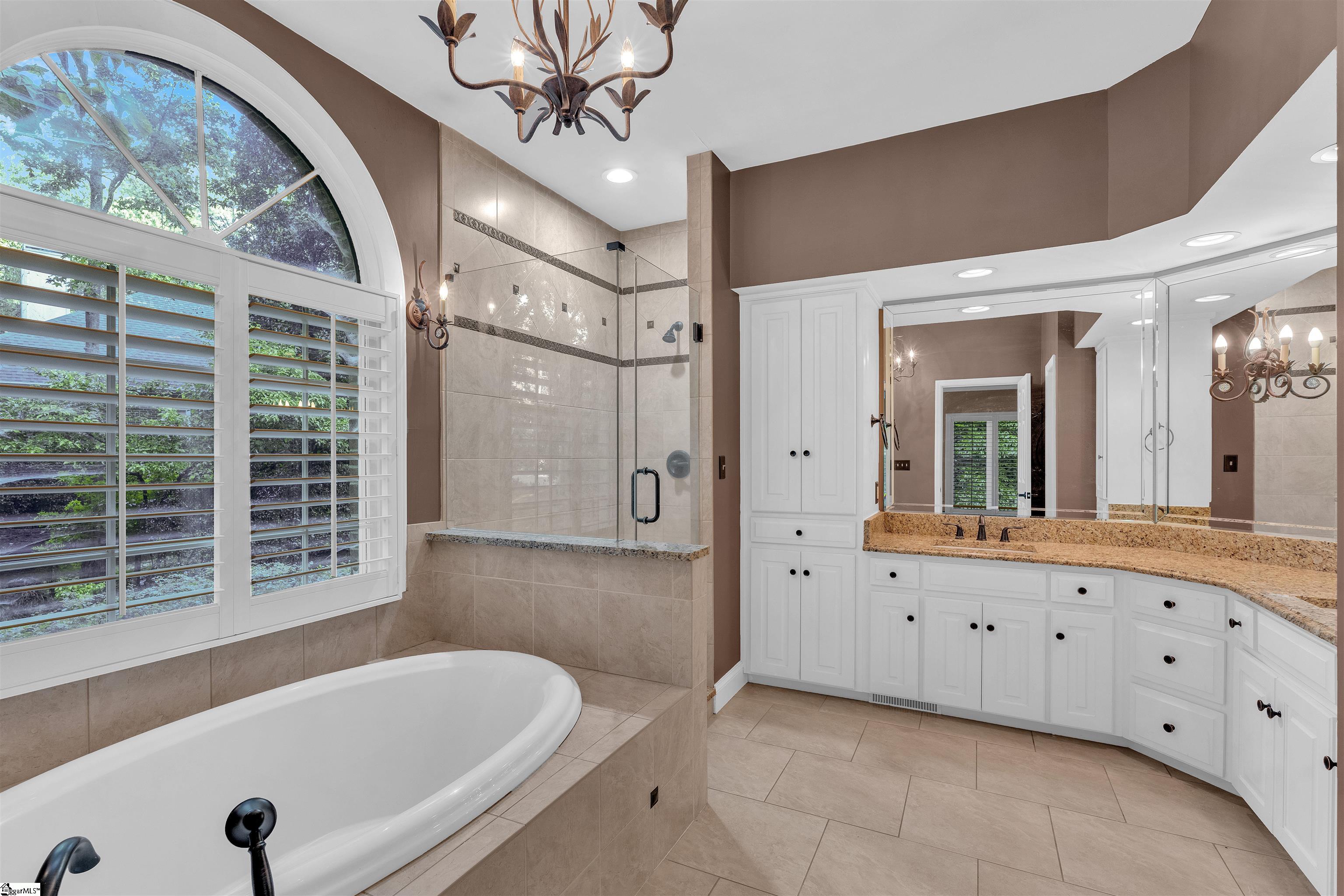 388 Pinehurst Drive Spartanburg, SC 29306