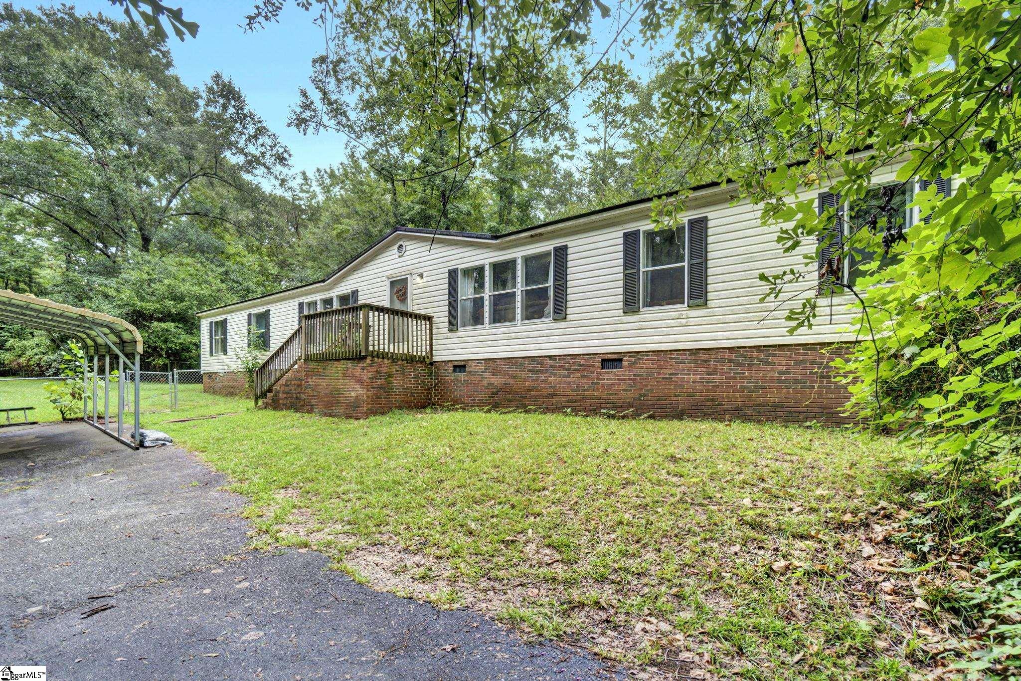 427 Whitt Road Piedmont, SC 29673-8129