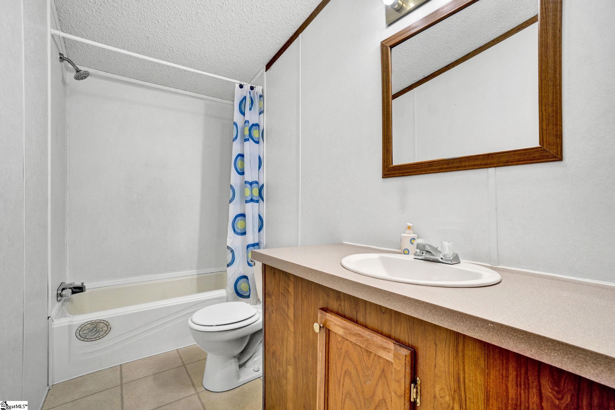 427 Whitt Road Piedmont, SC 29673-8129