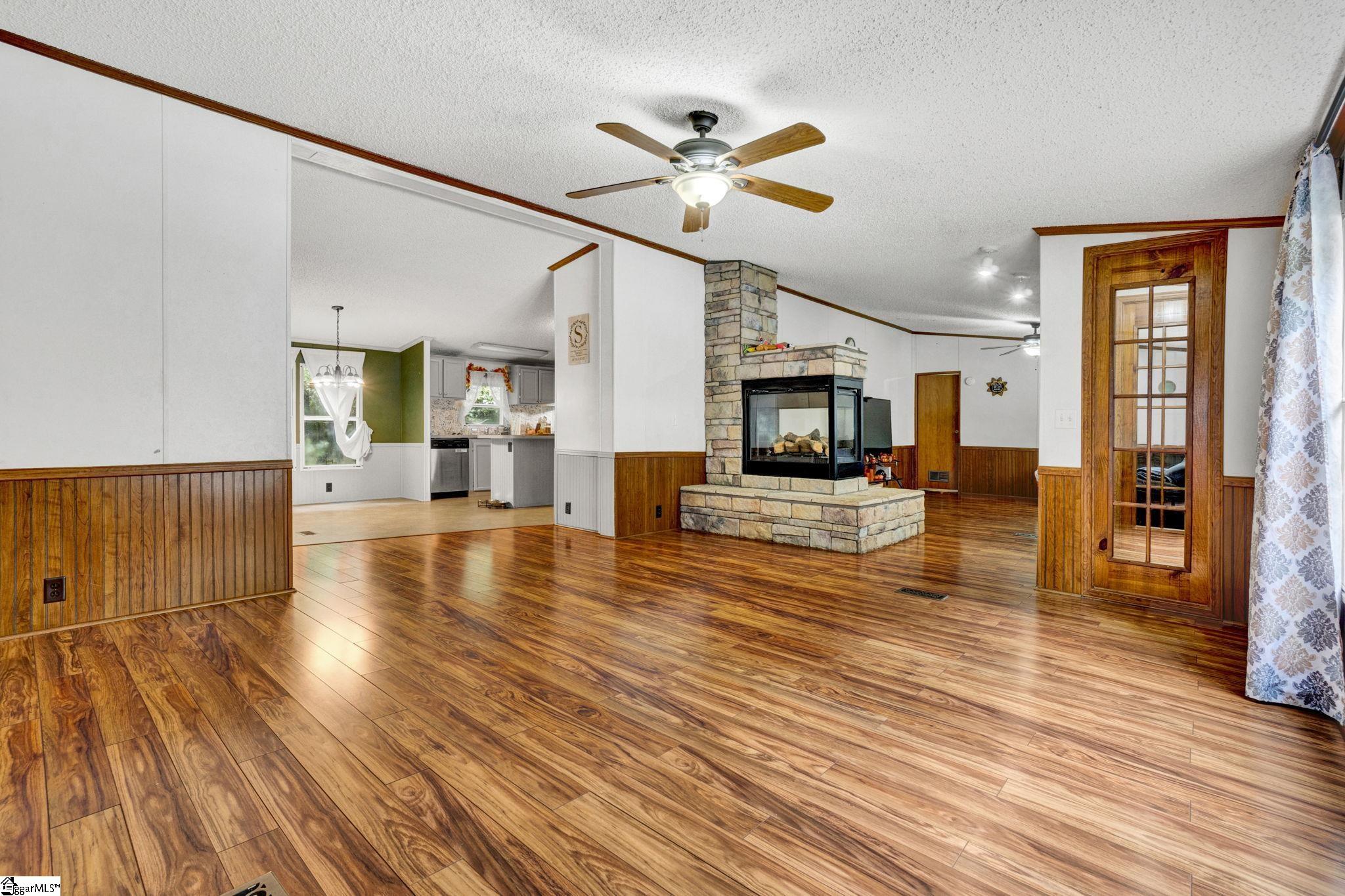 427 Whitt Road Piedmont, SC 29673-8129